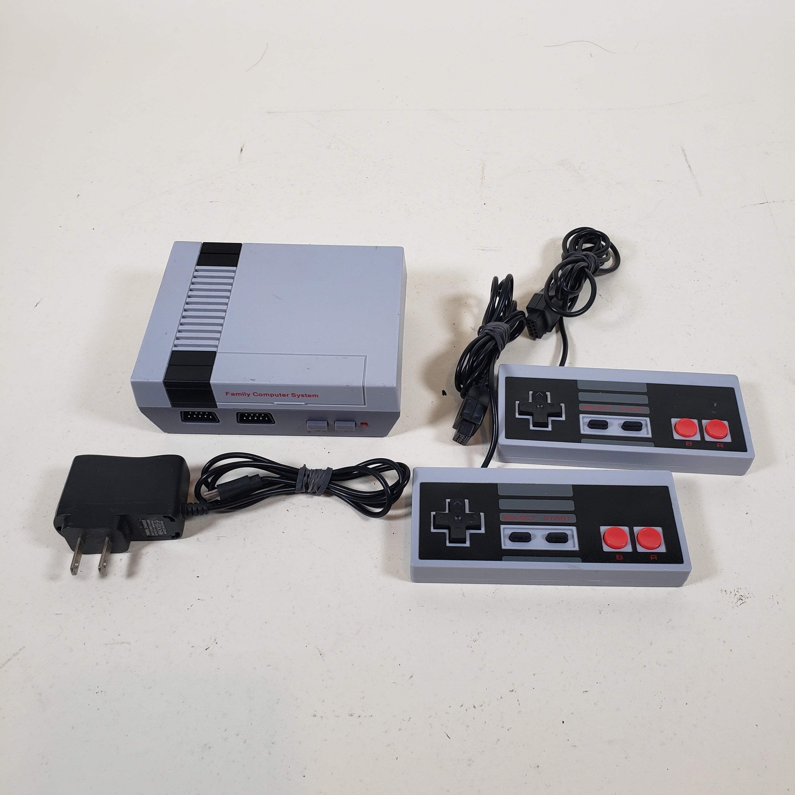 Plug and Play Family Computer System NA Video Game Console 600 Games in One