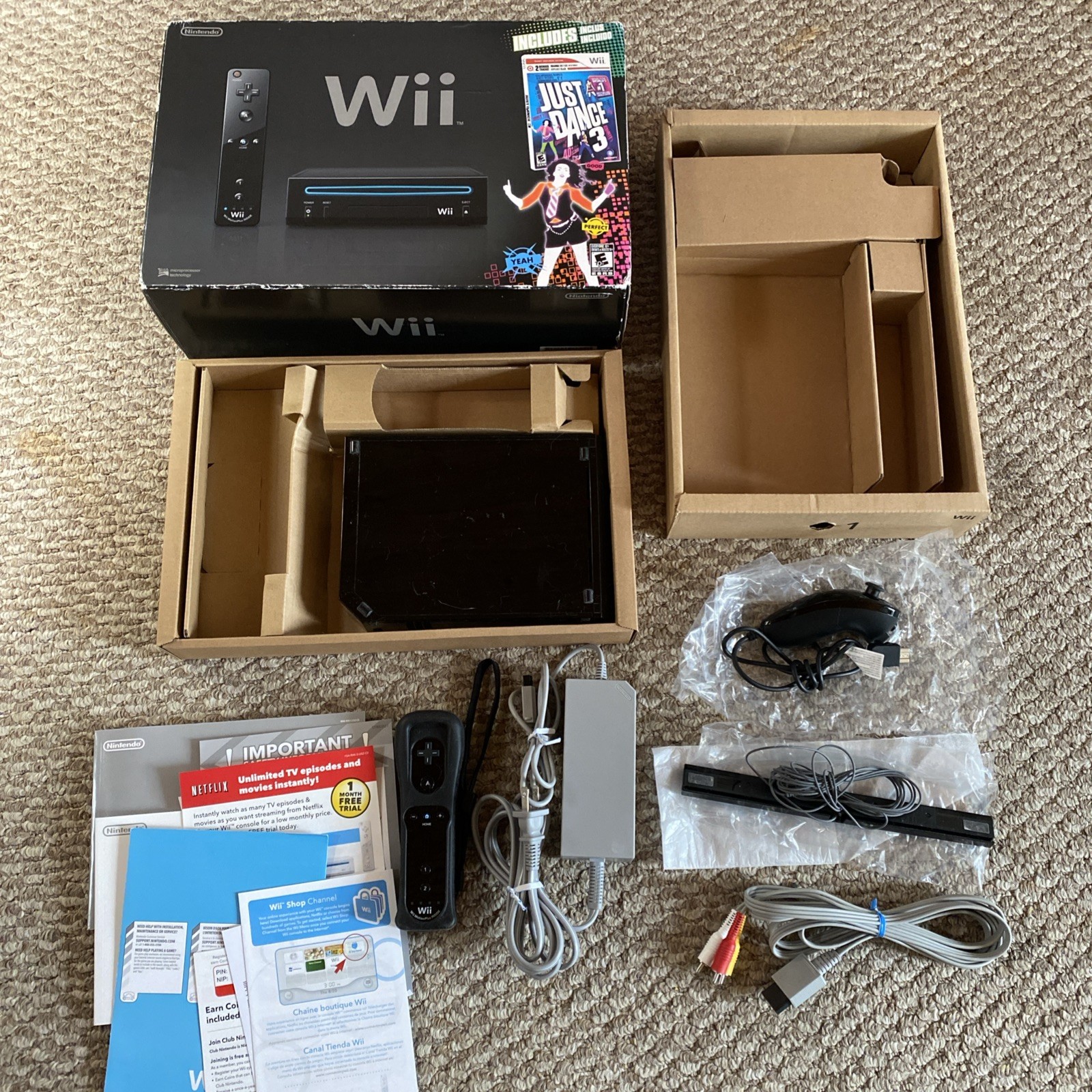 Nintendo Wii Black Console RVL-101 in Box With Inserts Manual Console Controller