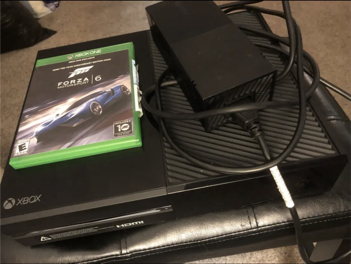 Excellent Condition | Only Used Once | Xbox One Black Console | Forza Video Game