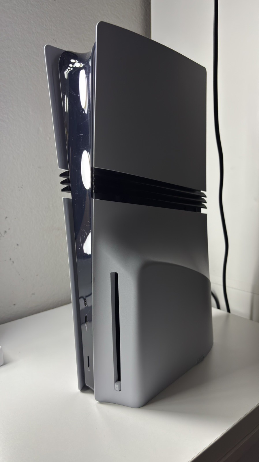 PlayStation 5 Pro Bundle Disc Drive + Glistco stand + Two Controllers.