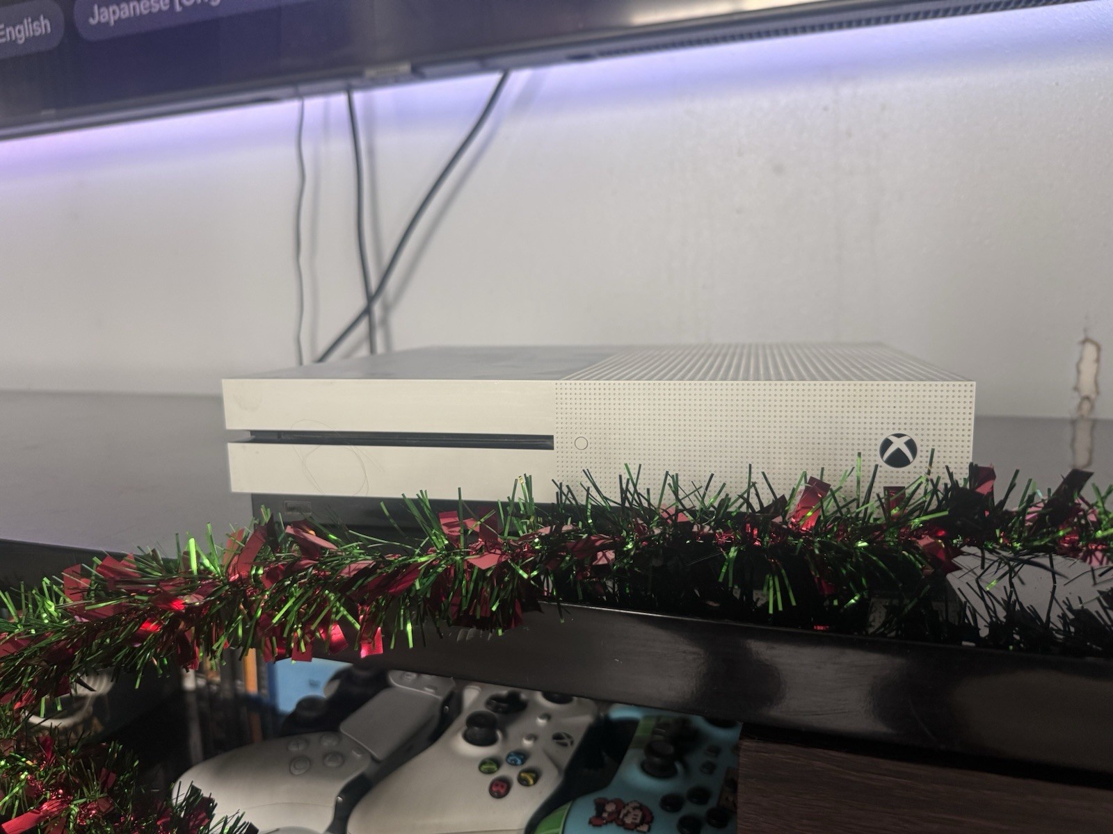 Microsoft Xbox One S White Video Game Console HDMI USB-A Home Console Platform