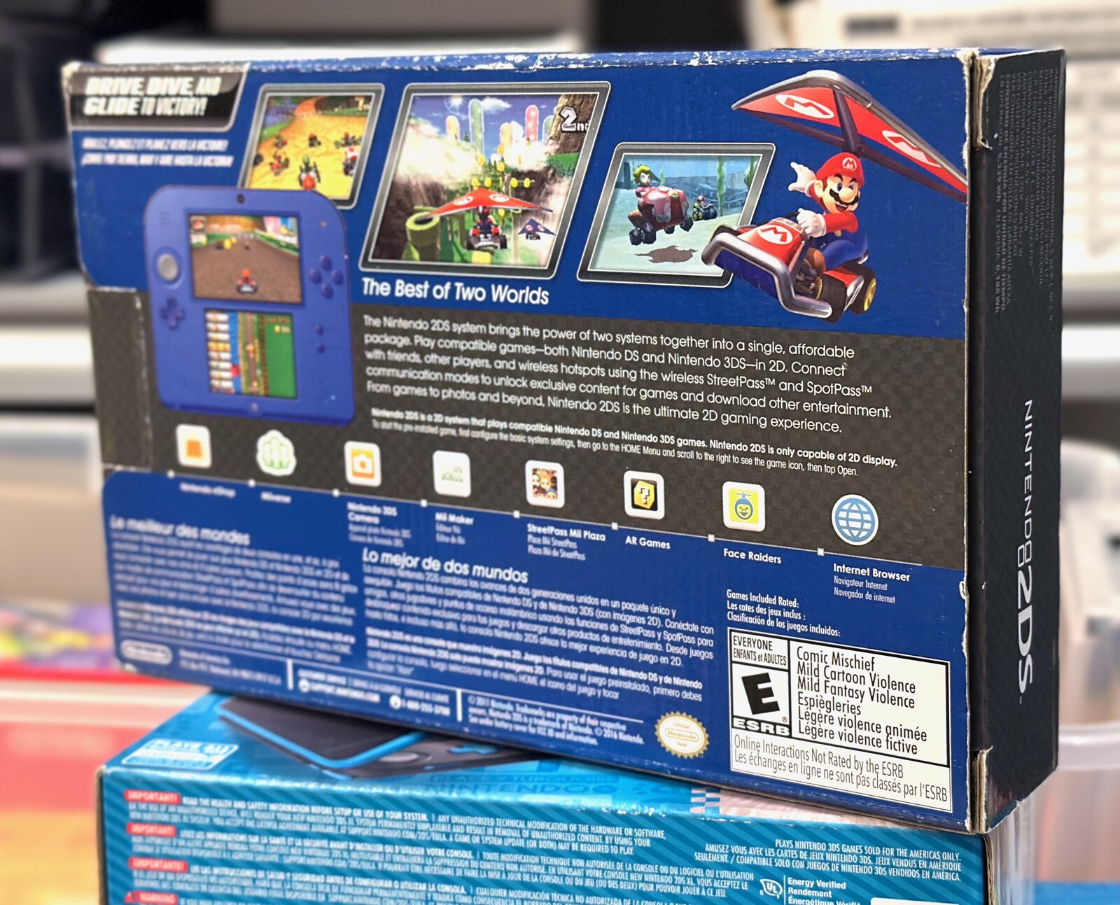 NEW Nintendo 2DS Mario Kart 7 Limited Edition 4GB Electric Blue Handheld System