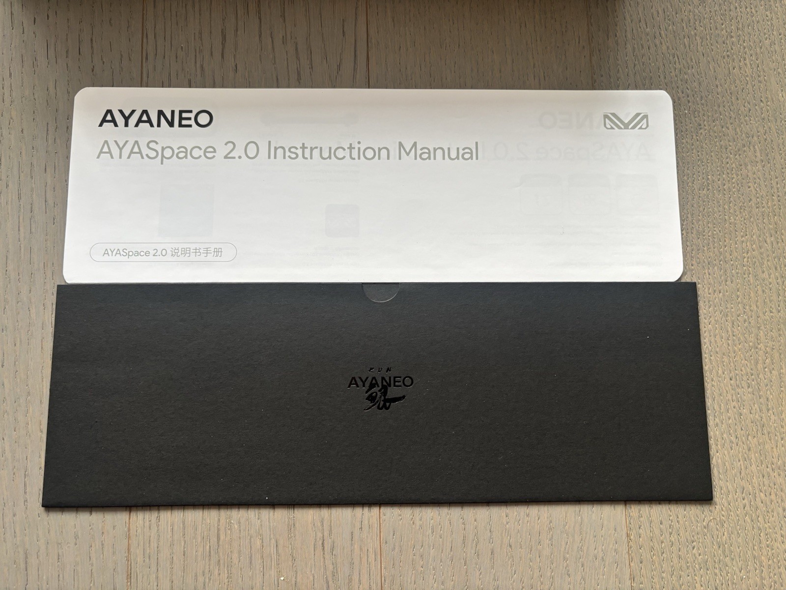 Ayaneo KUN Handheld Gaming PC Ryzen 7 – 7840U 16GB RAM/512GB SSD – Black Feather