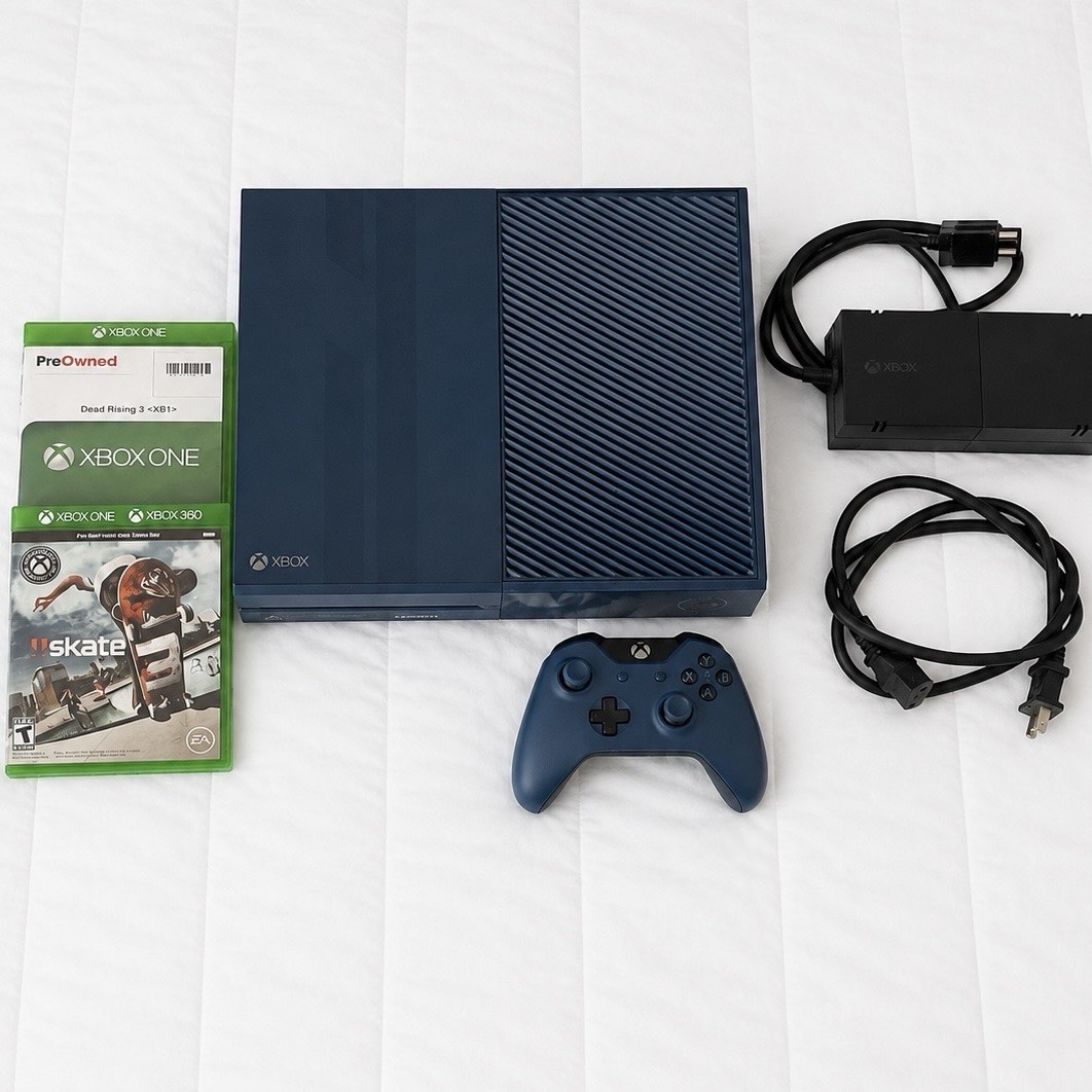 Microsoft Xbox One Console Blue 2015 Model 1540 Bundle Dead Rising 3 Skate 3