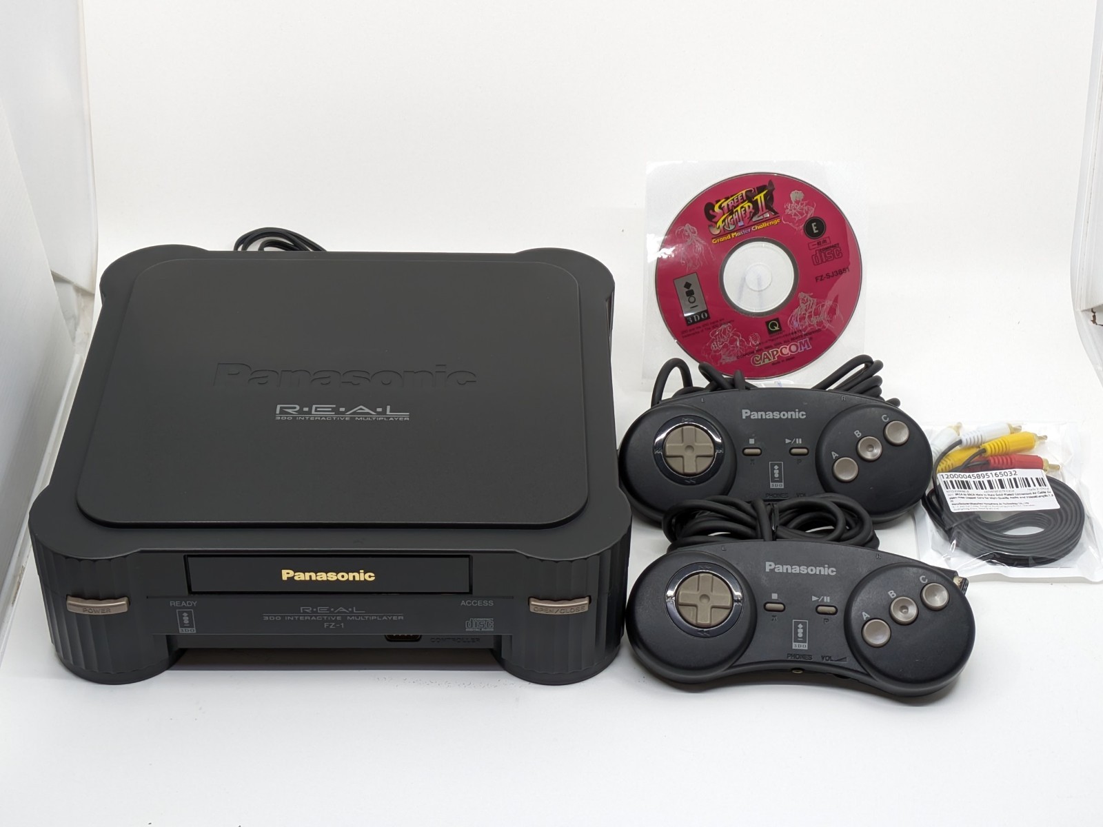 Panasonic 3DO REAL FZ-1 NTSC-J Console Tested w/ Street Fighter II 2Controller