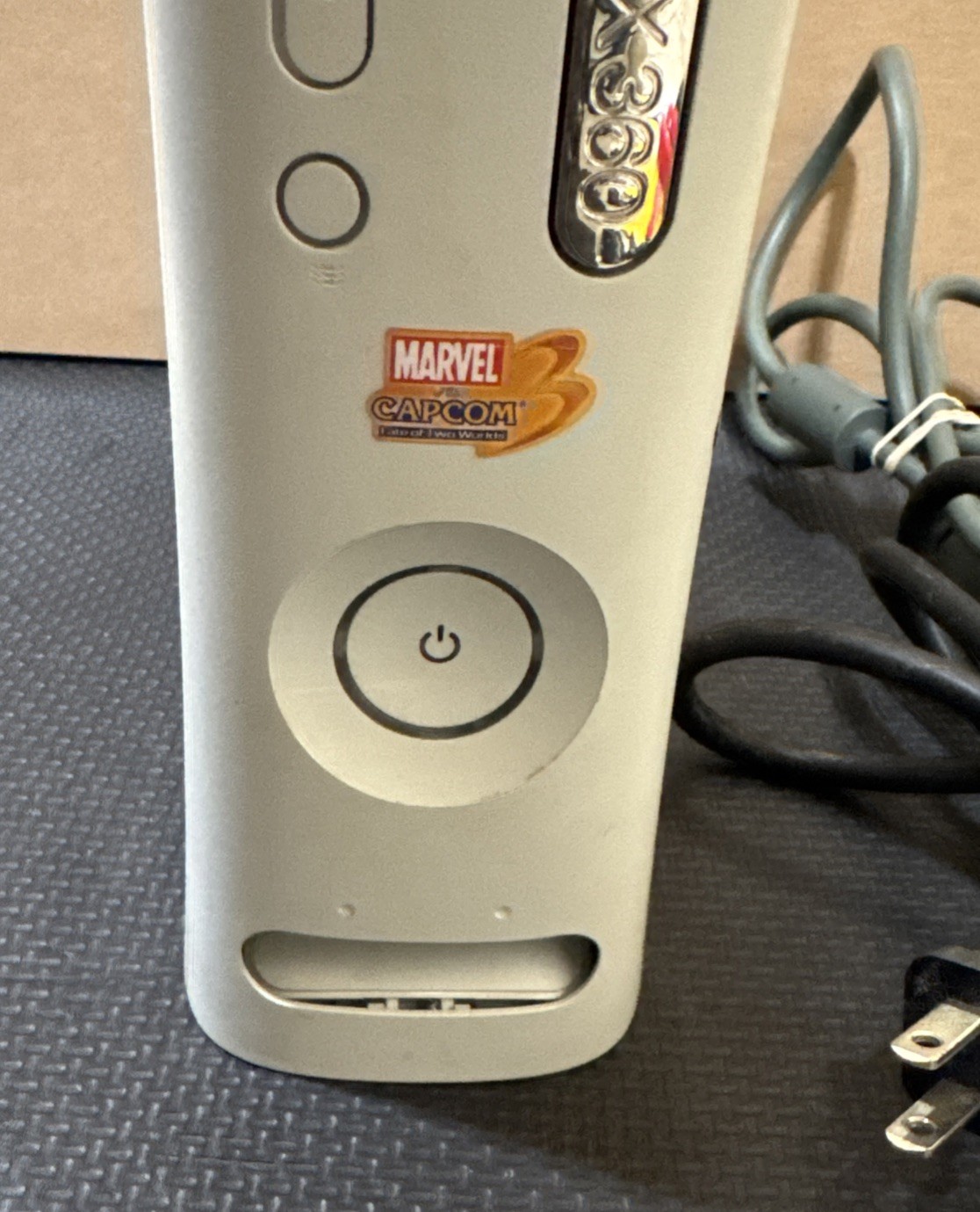 Microsoft Xbox 360 Pro 60GB Console – Matte White | Tiger Woods 2k12