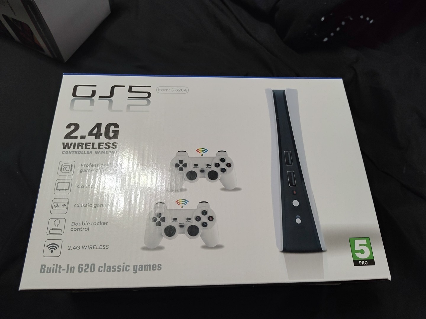 GS5 Game Console with 620 Built-in Classic Games Brand New
