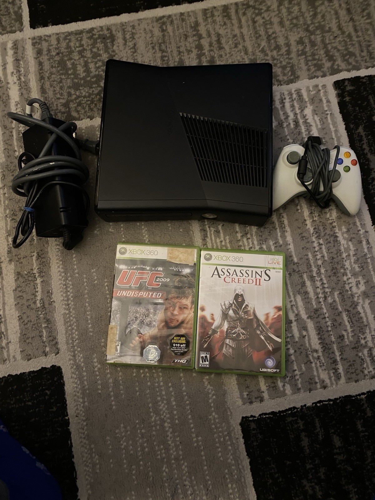 Xbox 360 Slim 250GB Console Bundle – Tested & Working 🎮