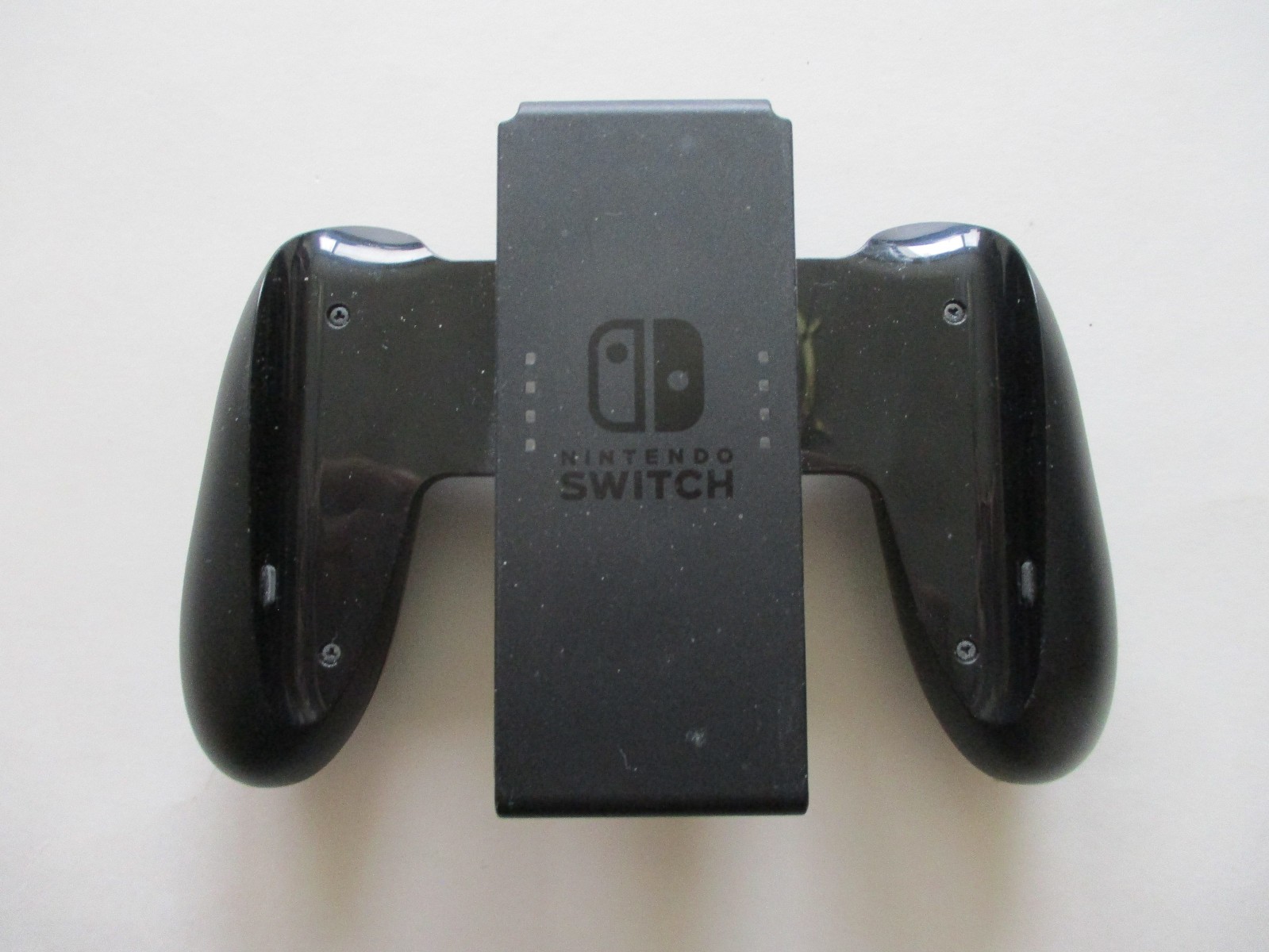 Nintendo Switch Red and Blue Console +1 Game