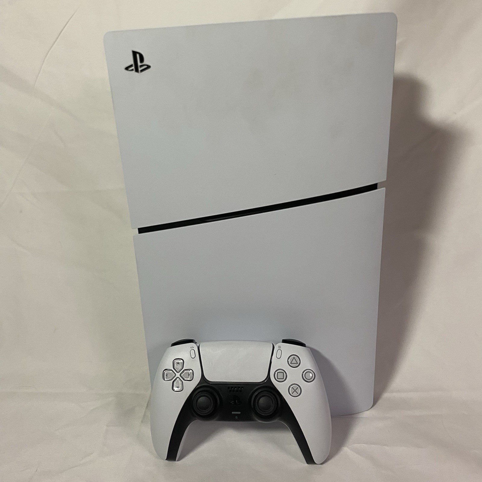 Sony PlayStation 5 Model CFI-2115 Slim With 1 Controller 825GB PS5