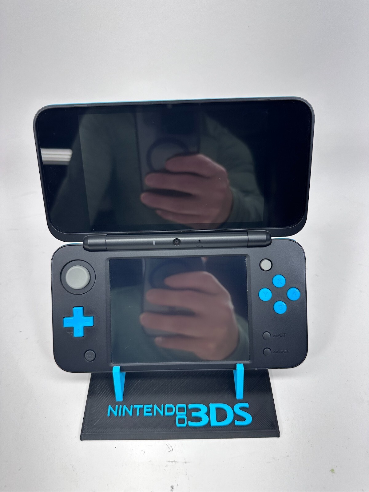 Nintendo 3DS Console Display Stand (STAND ONLY)Can Do Different Colors Just Ask!