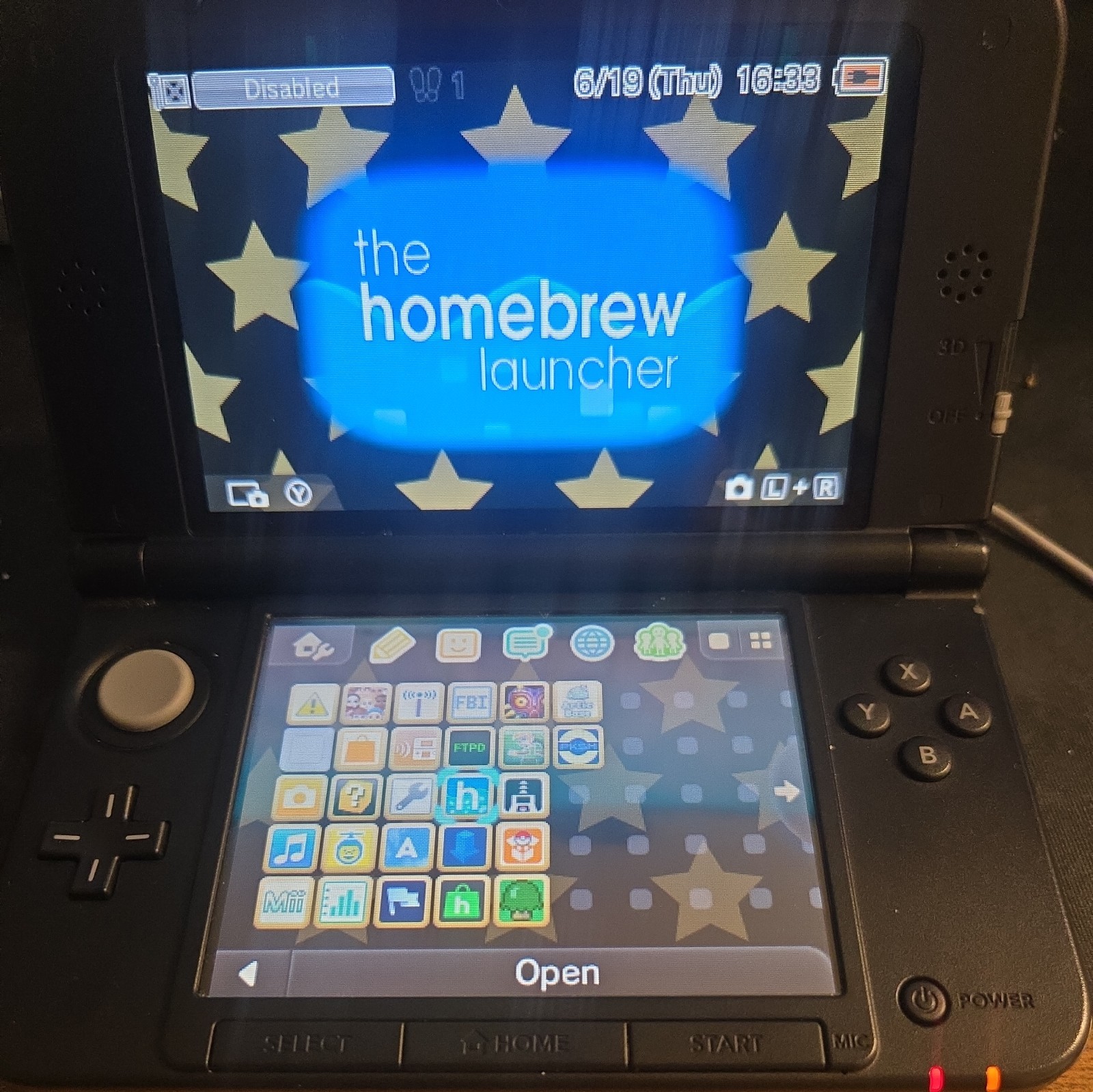 Fully Modded(infinite games, Homebrew) Region Free 3DS XL LL Red/Black Handheld