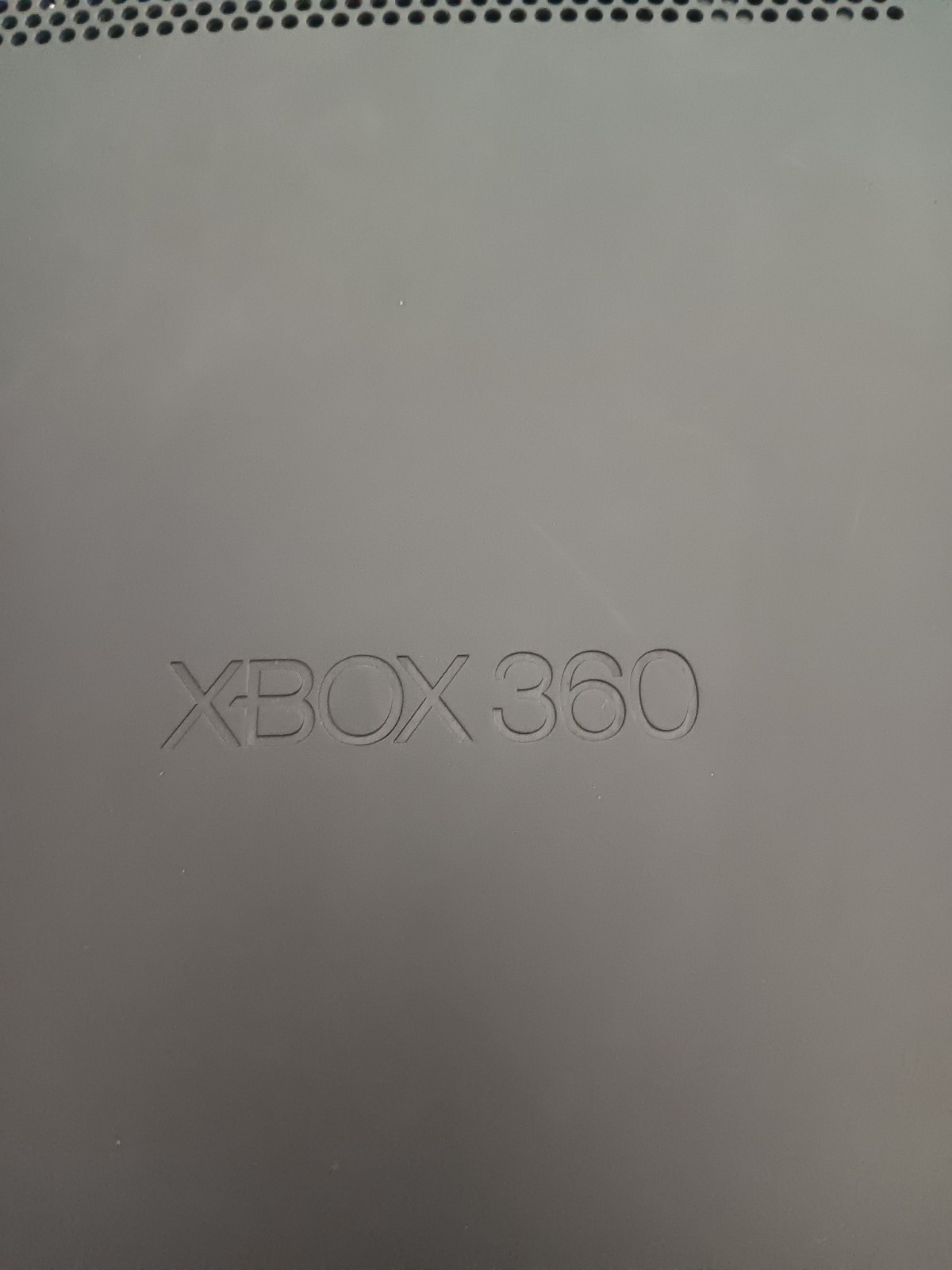 Microsoft Xbox 360 Black Console With Cords. FOR PARTS ONLY!