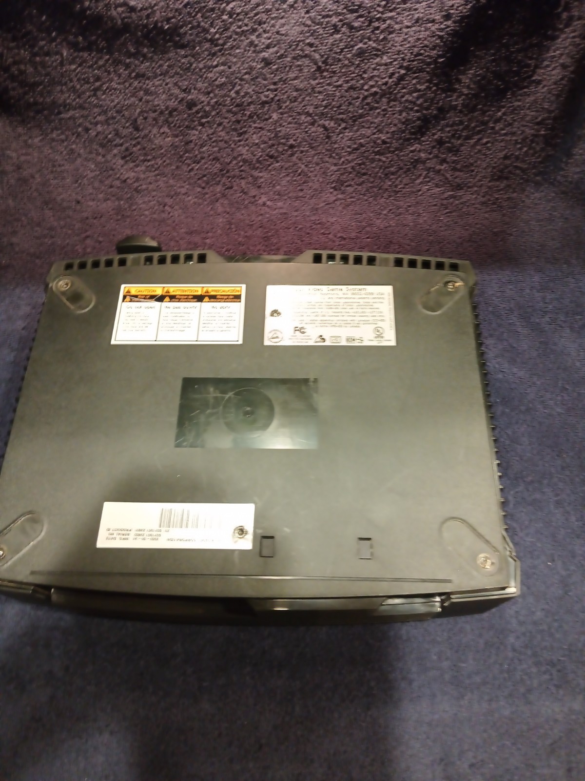 Original Xbox Console( For Parts System Does Power On. As Remote Sensor