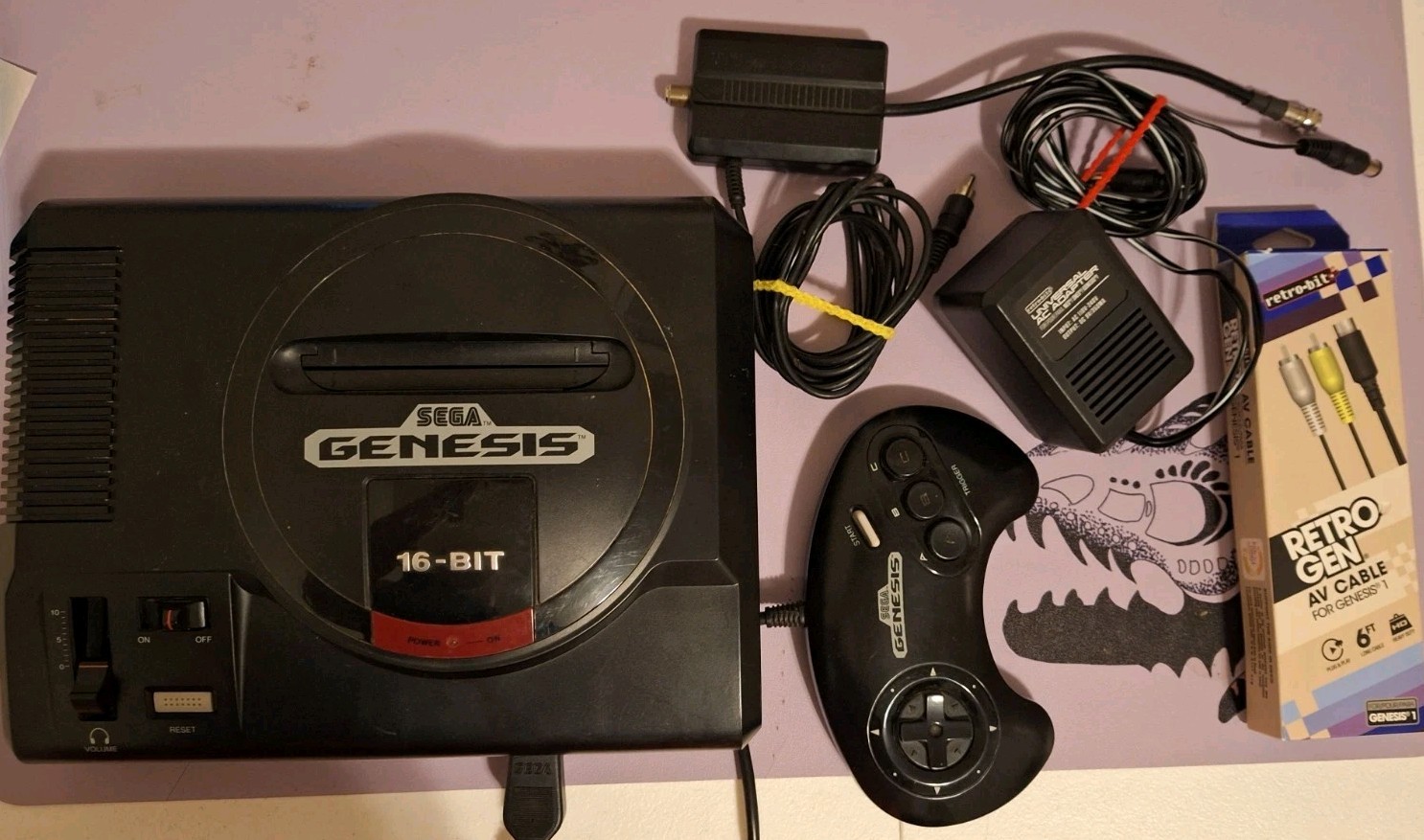 Sega Genesis 1 System Model 1601 Tested Works – Controller And Cables