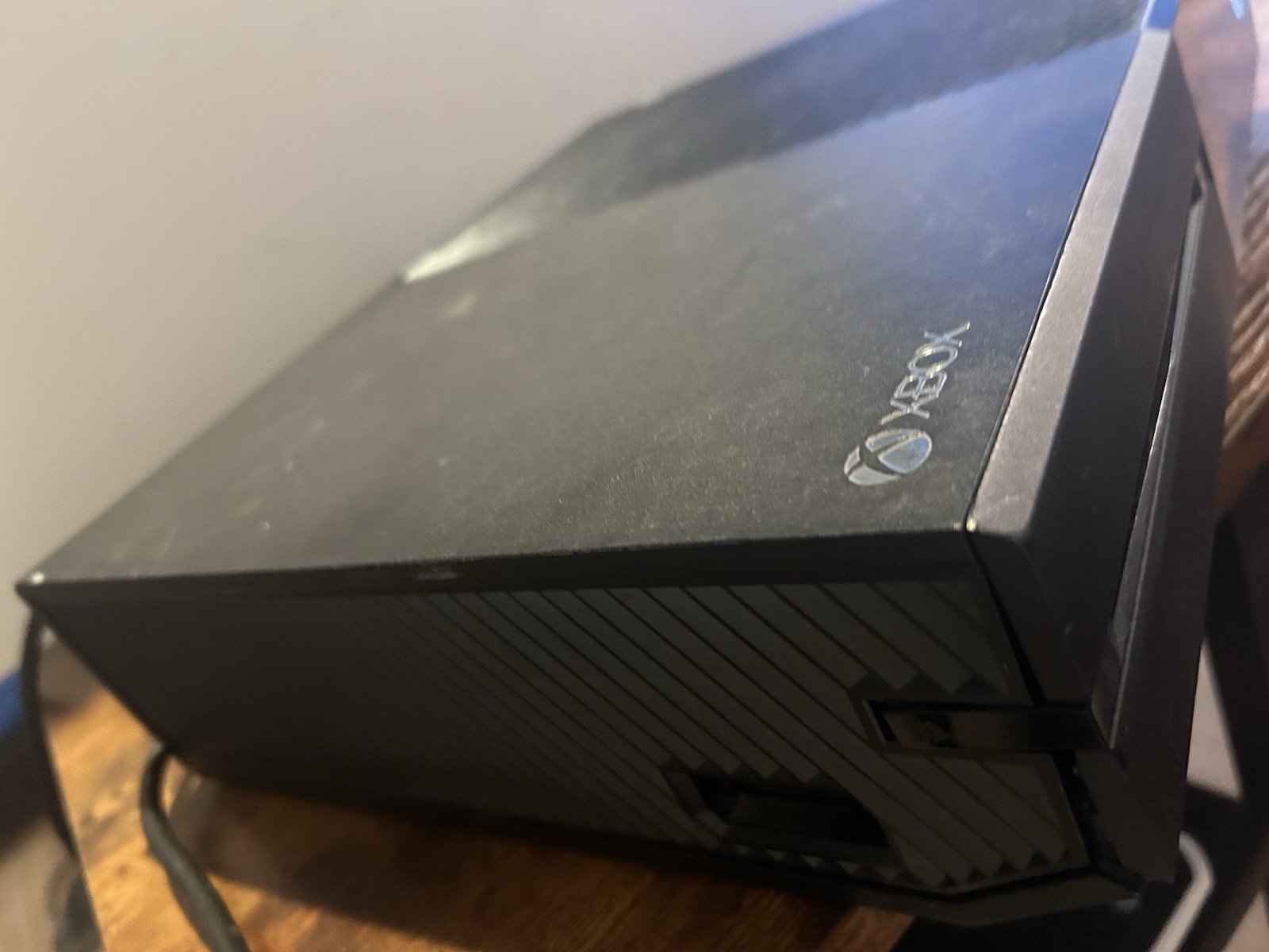 xbox one 1540 console With Plug In No HDMI Cable Or Remote Works Great