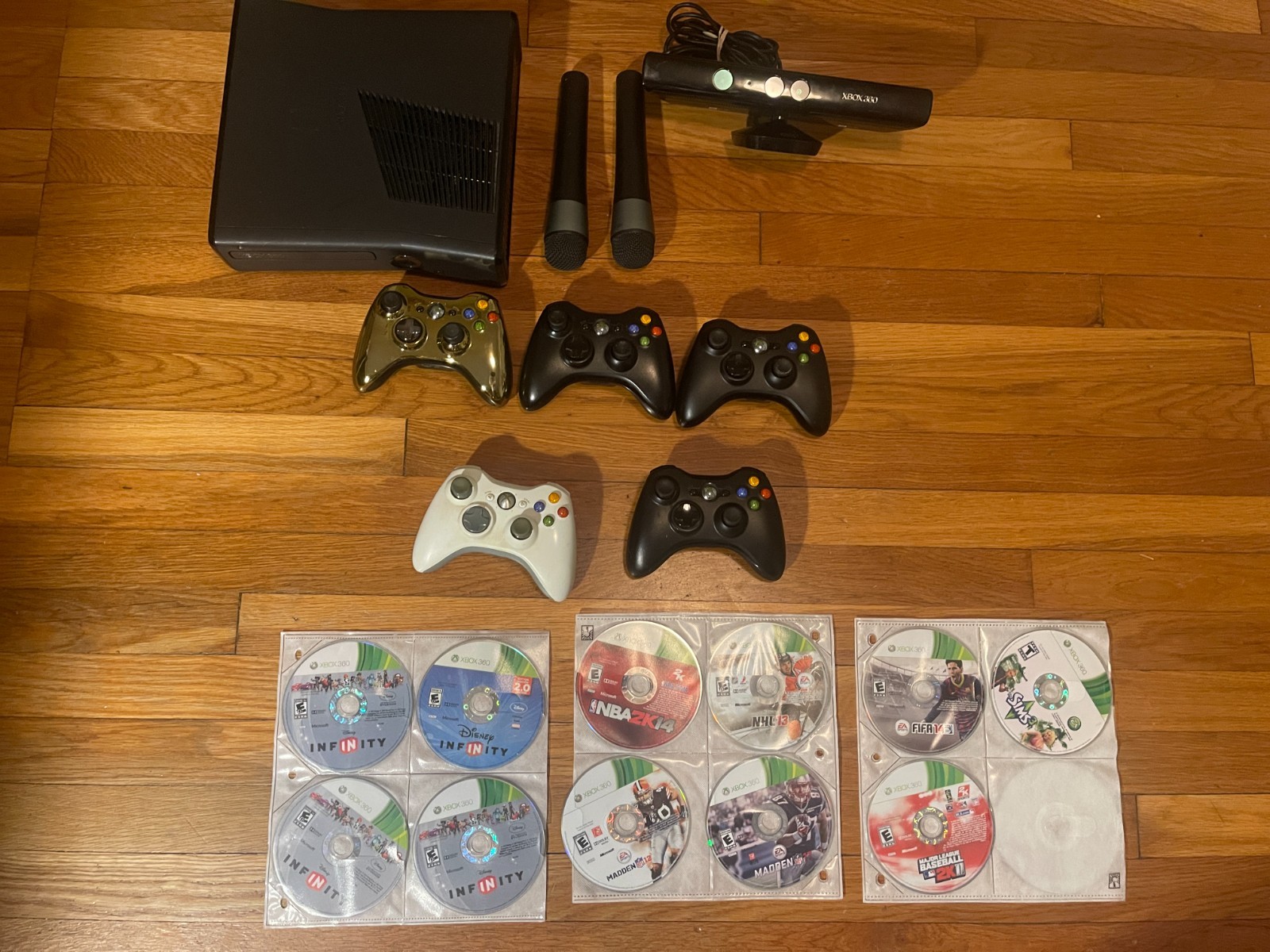 Xbox 360 Kinect lot – Games, Dis Infinity+20 Figures, 2 Contrllrs 2 mics lte use