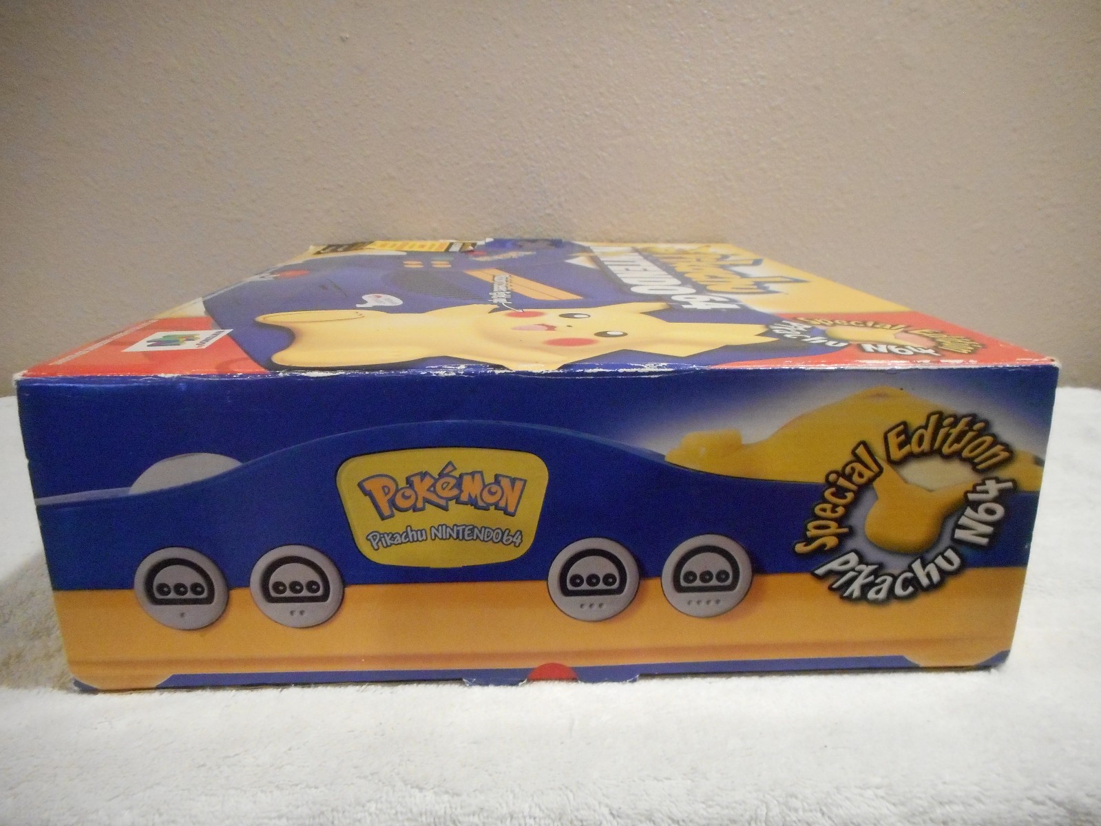 Nintendo 64 Pokémon Pikachu Edition Console – With Box and Foam – (NUS-101)