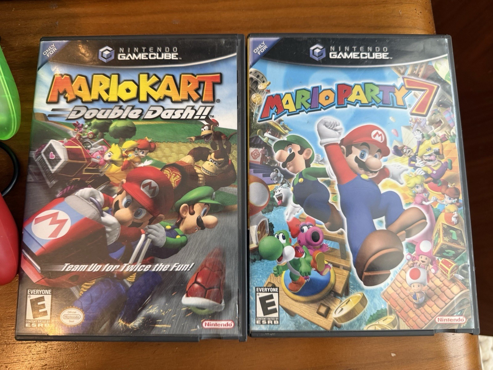 Nintendo GameCube DOL-001, 4 Controllers, Mario Kart Double Dash, Mario Party 7