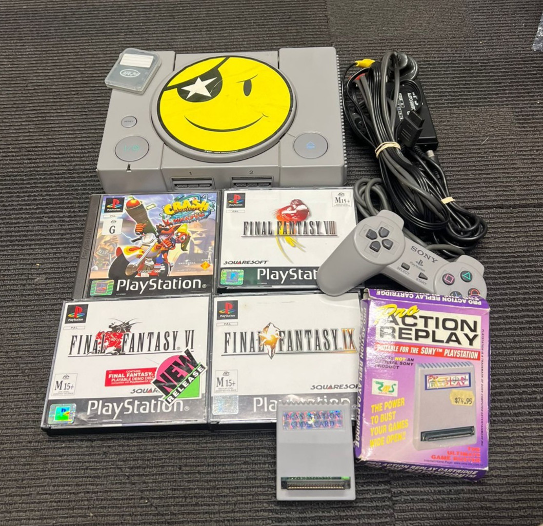 SONY PLAYSTATION ONE PS1 PAL CONSOLE SCPH-5502 WITH 4 GAMES AND ACCESSORIES