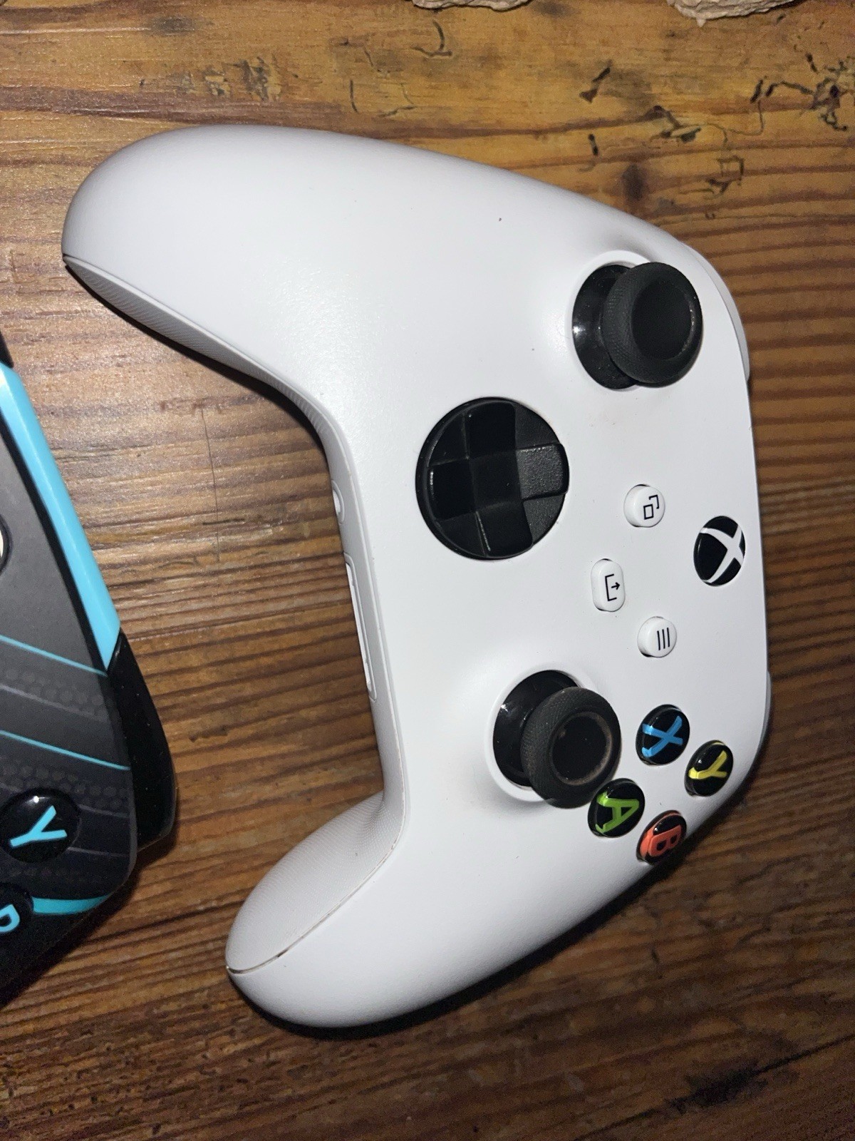 Microsoft Xbox Series X 1TB White Model 1882 w/ 2 Controllers