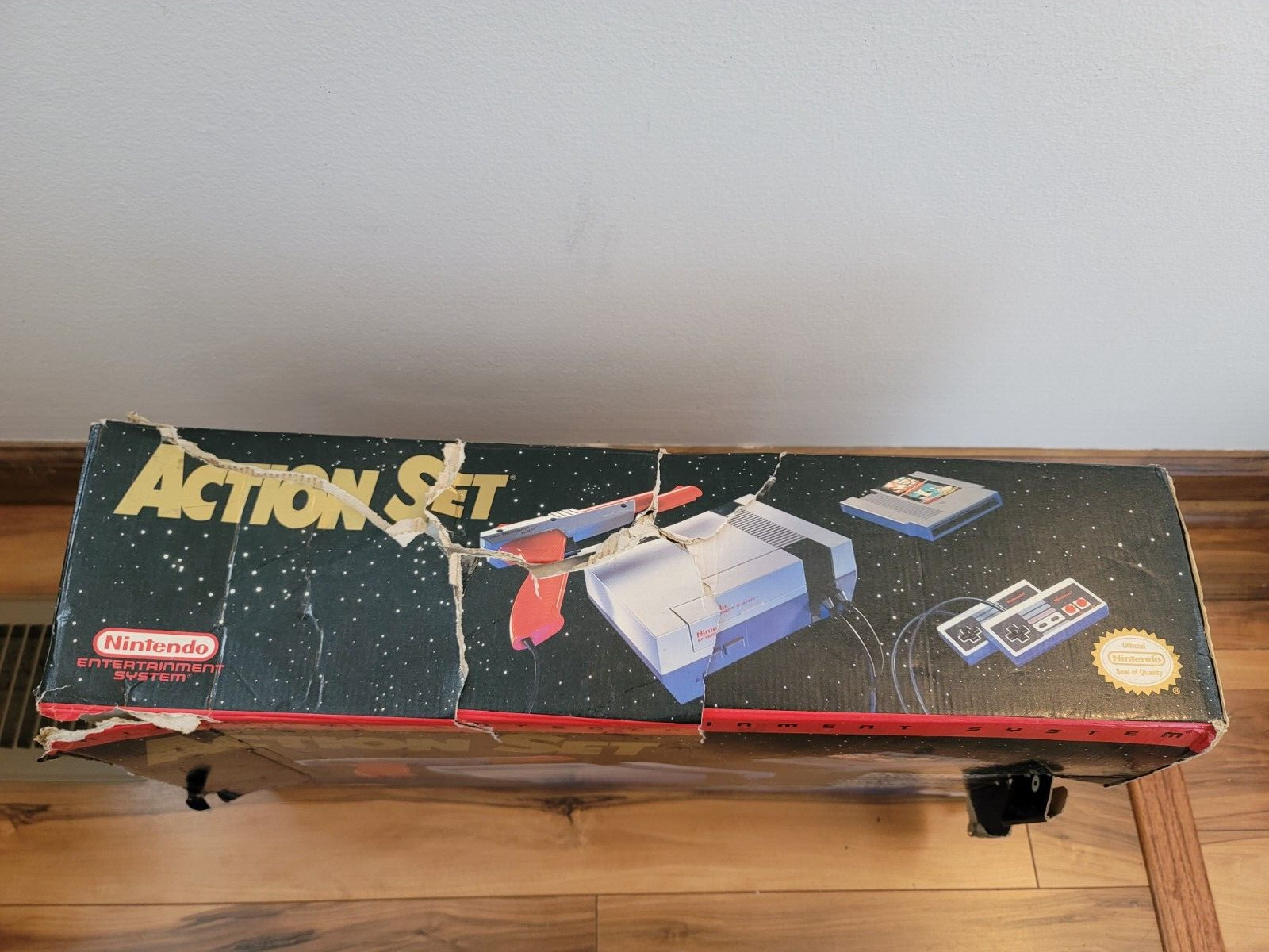 Nintendo NES System Console Action Set Blue Box CIB Complete In Box 4 Tested