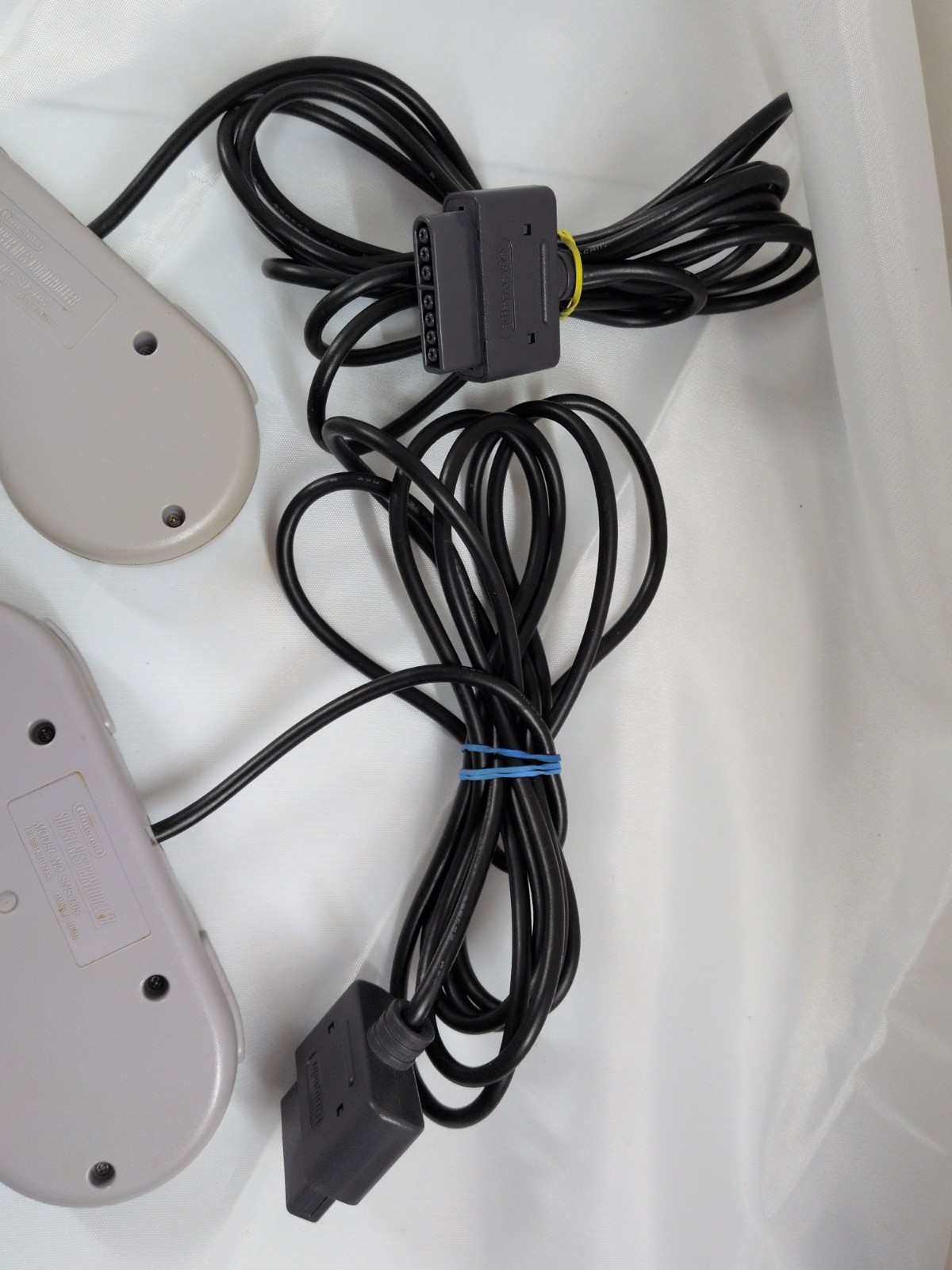 Super Nintendo Console CLEAN WORKING SNES SNS-001 Tested Cables & 2 Controllers