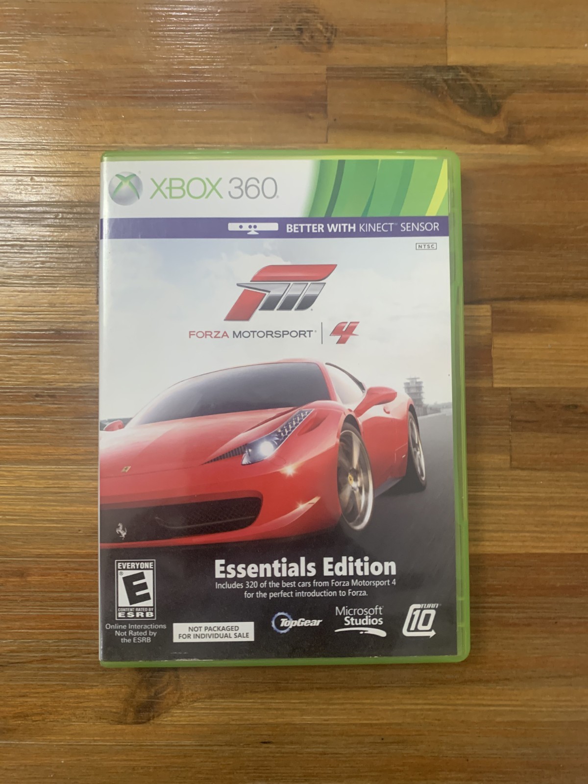 Microsoft Xbox 360 Console With 2 wireless controllers and Kinect sensor(Games)