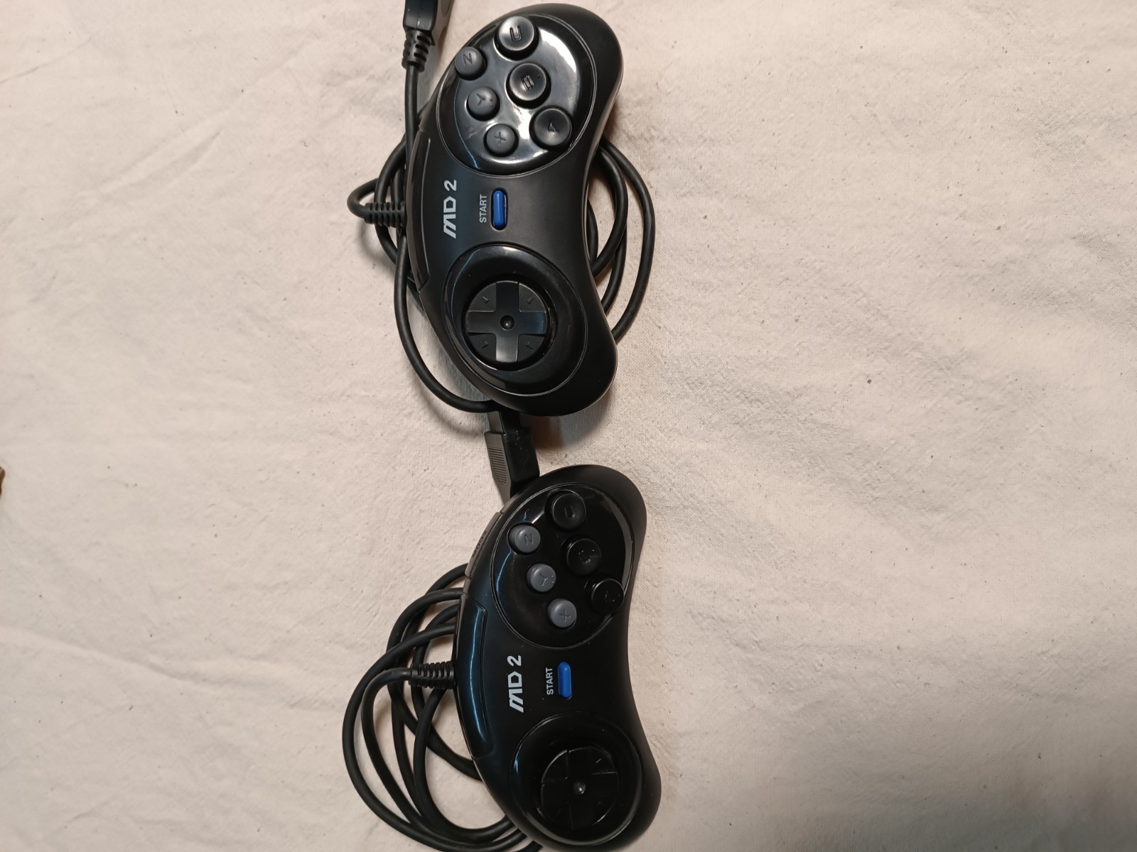 Sega Mega Drive 2 Console Set 2 Controllers 4 Games Spider-Man Ferrari Granada 0