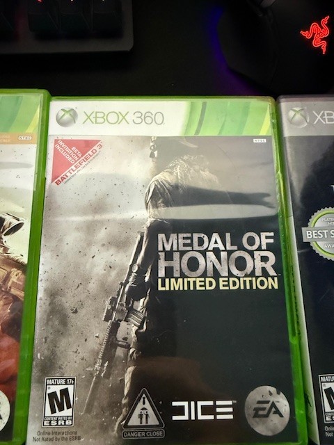 Microsoft Xbox 360 250GB Matte Black Console W/ controllers & games *READ*