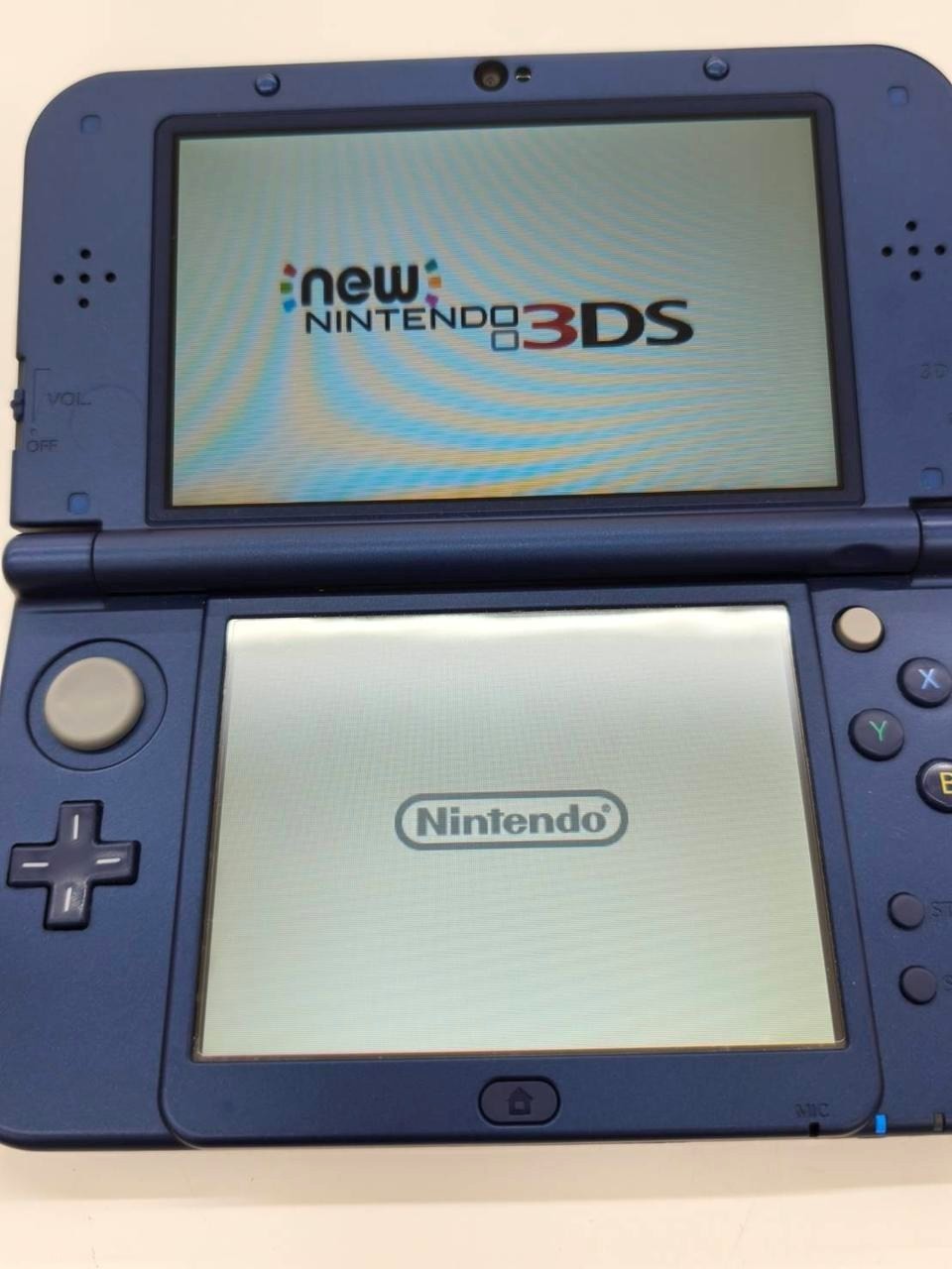 New Nintendo 3DS XL (LL) RED-001 Metallic Blue Console A2263