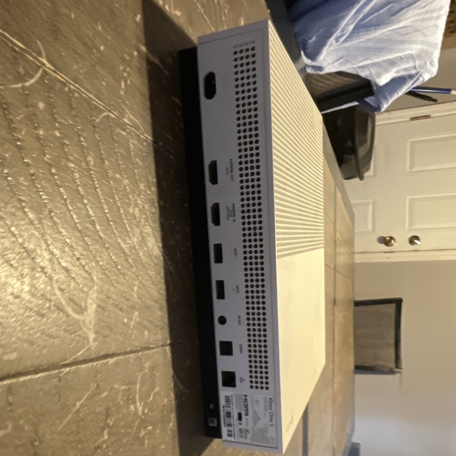 Microsoft Xbox One S 1TB White Console 4K UHD Wi‑Fi Region Free MPN 1681