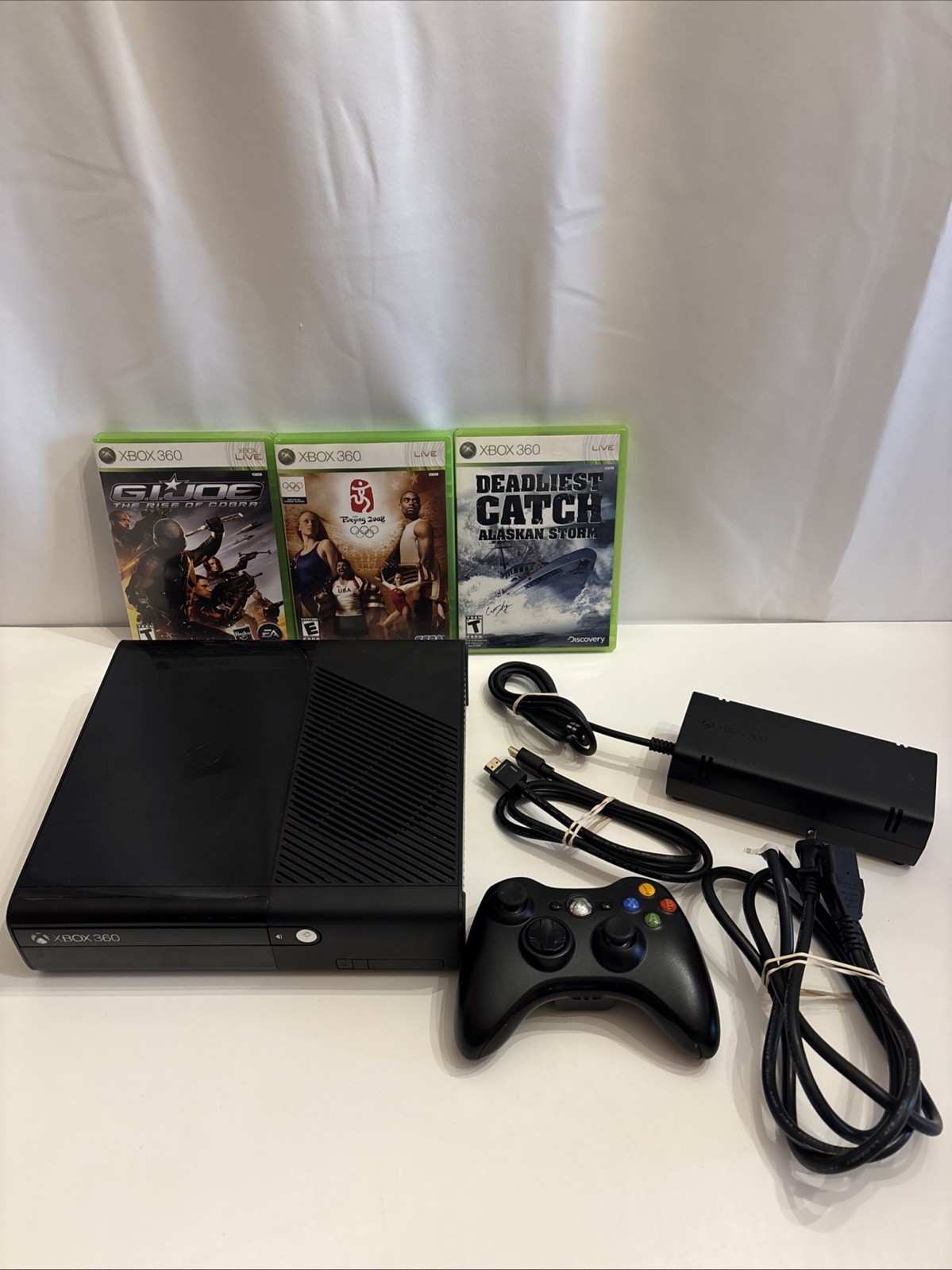 Xbox 360 E 1538 Console 4GB Bundle 1 Controller 3 Games Power, HDMI Tested Works