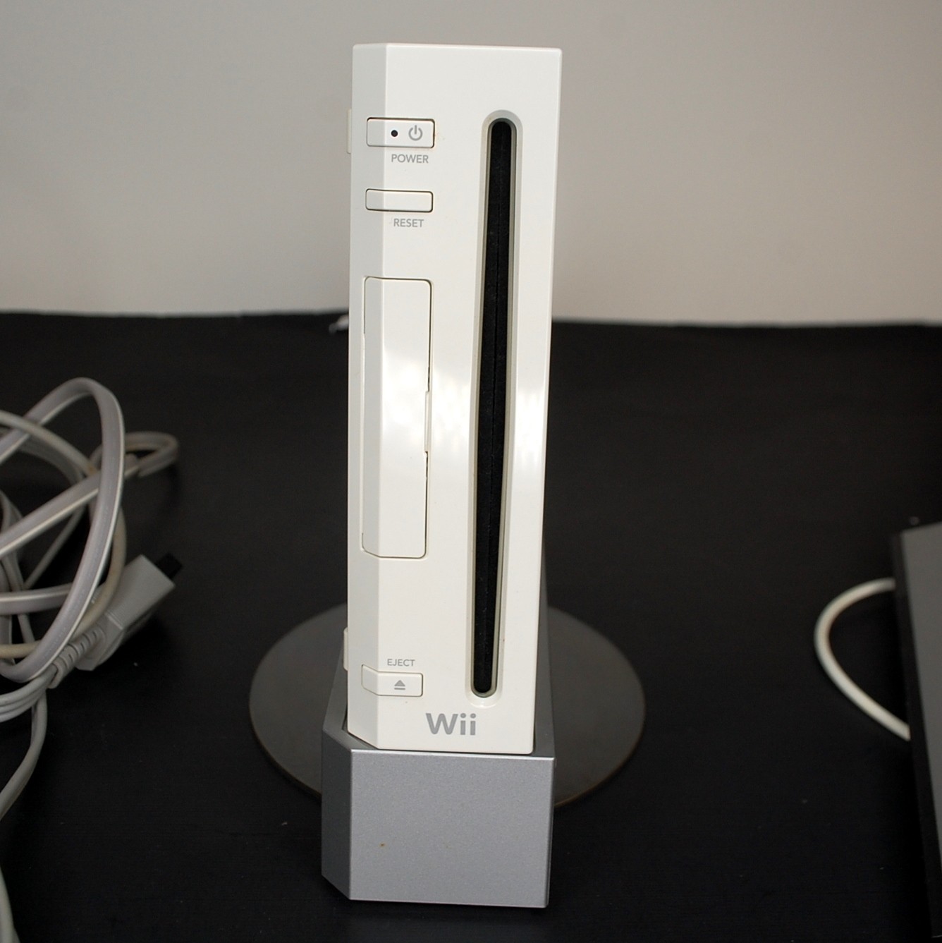 Nintendo Wii Console RVL-101 White Tested Cords Sensor Bar AV Cable Manuals
