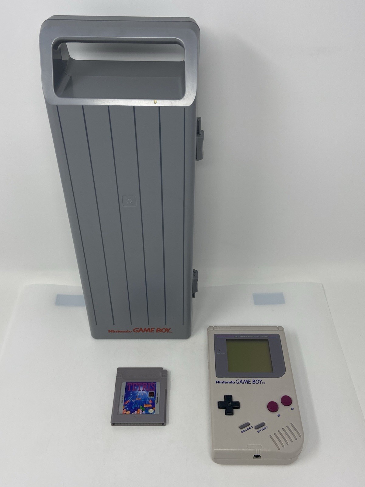Nintendo Game Boy DMG-01 Handheld System with Tetris & Plastic Storage Case
