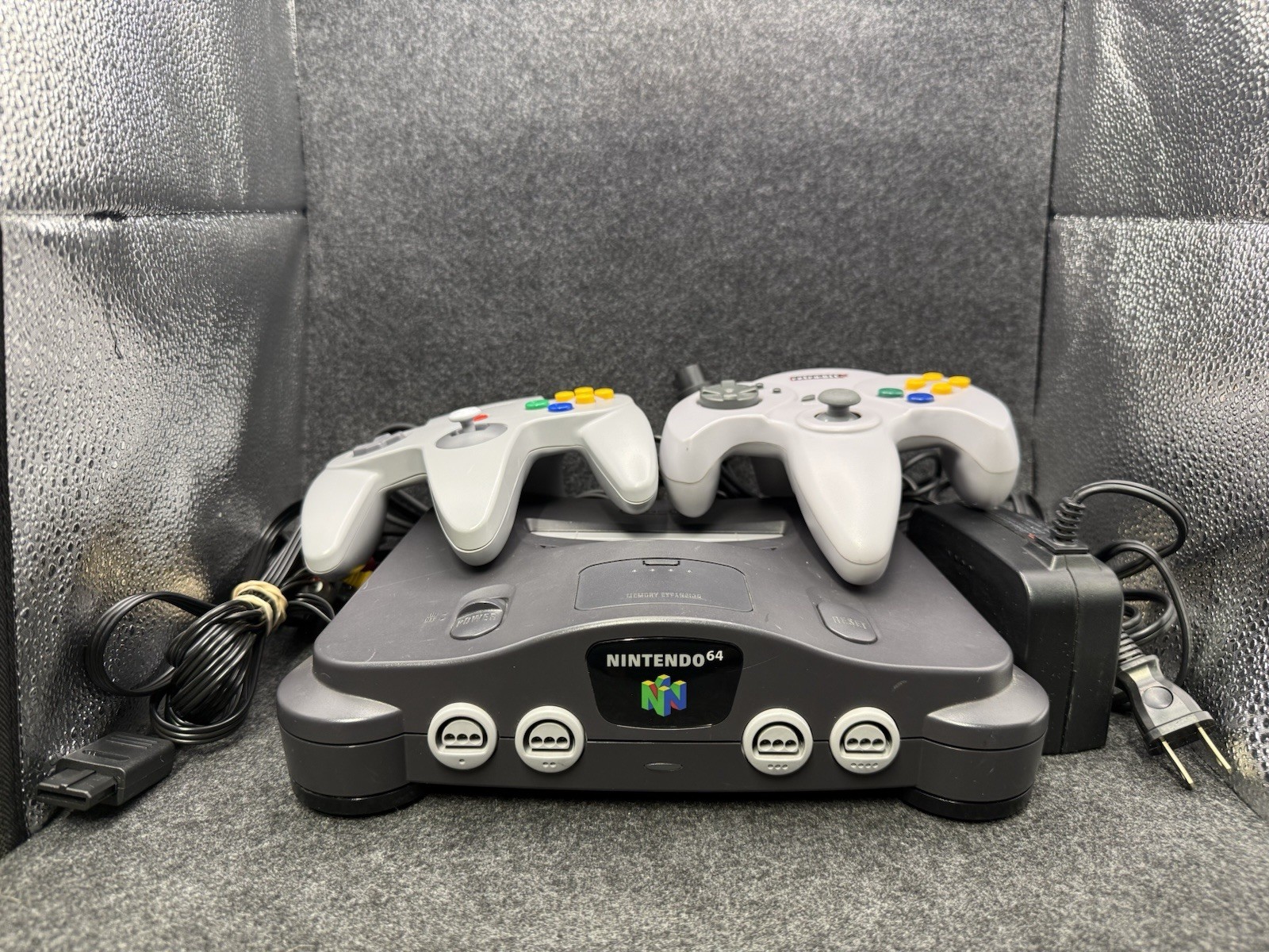 Nintendo 64 Console Bundle – 2 Controllers & Tested!