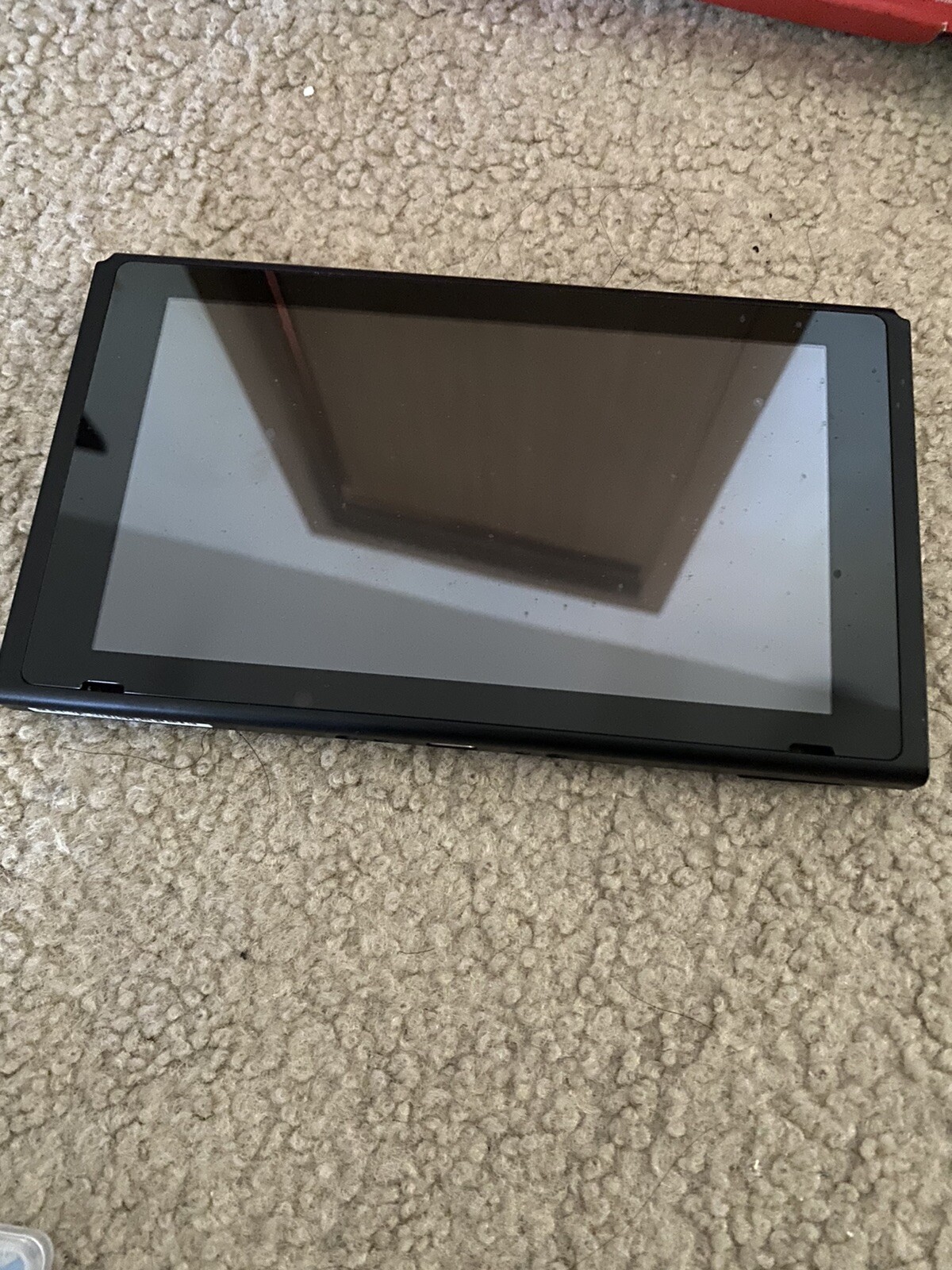 Nintendo Switch Game Console – 32GB, New Edition, With Mario Kart 8 Deluxe