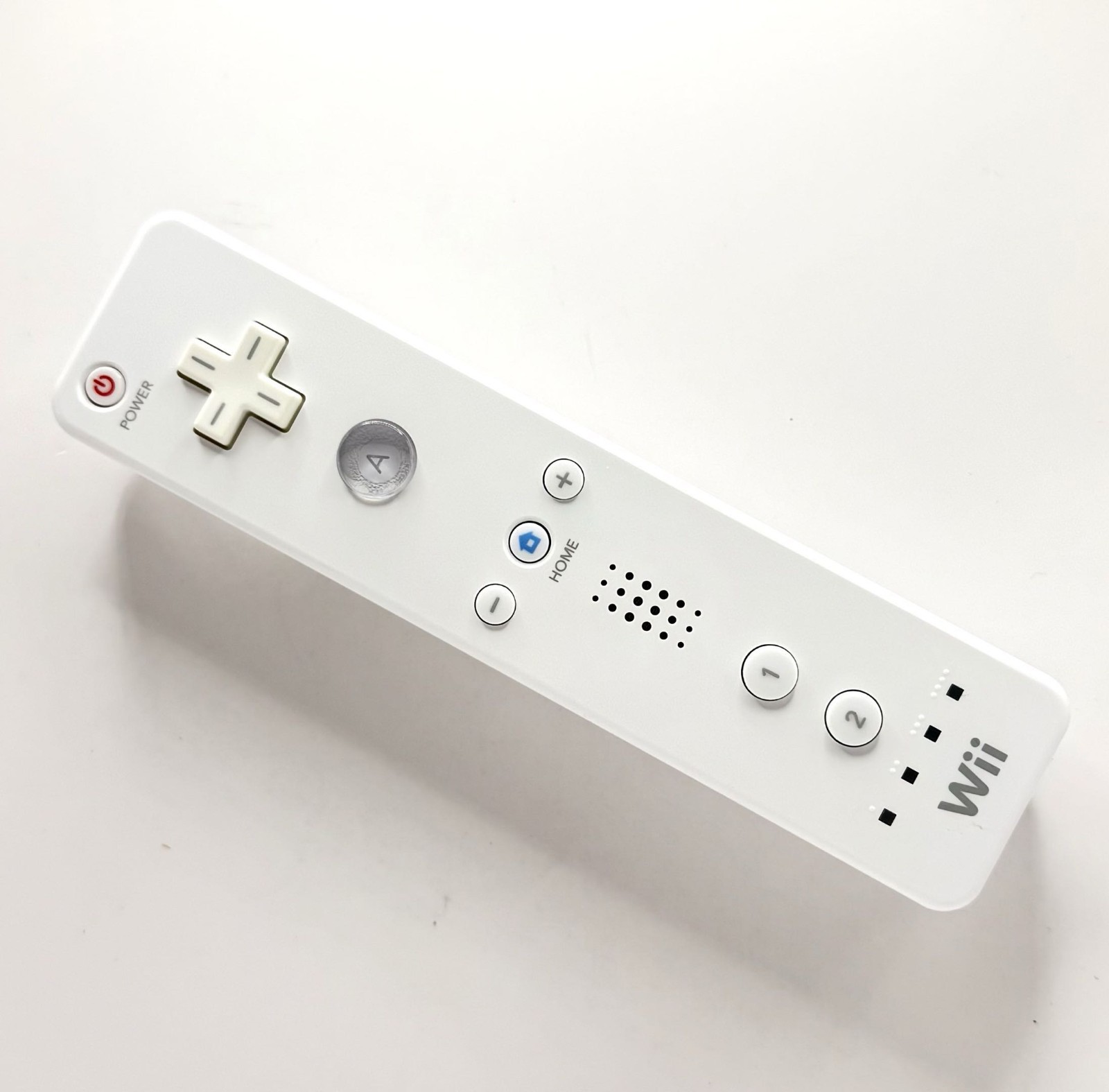 Nintendo Wii Bundle RVL-001 GameCube Compatible 2 Remotes Zelda Mario Party 8