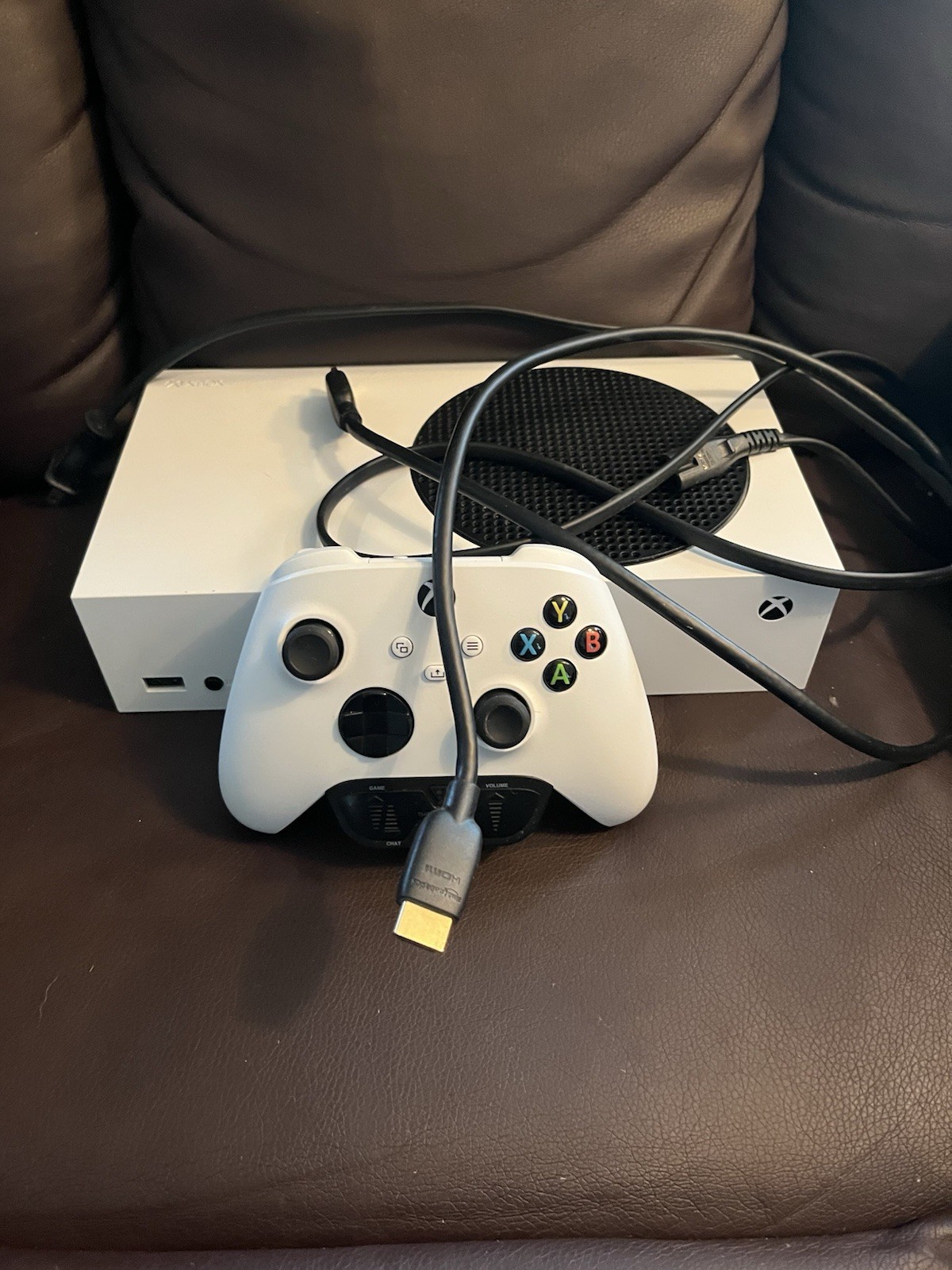 Microsoft Xbox Series S 512GB White Console w/ Controller. Slight stick drift.
