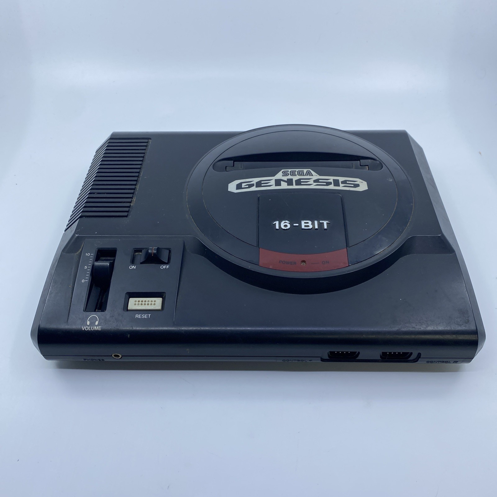 Sega Genesis Console 16 Bit Model 1601 with 6 Games & 1 Controller Tested Works