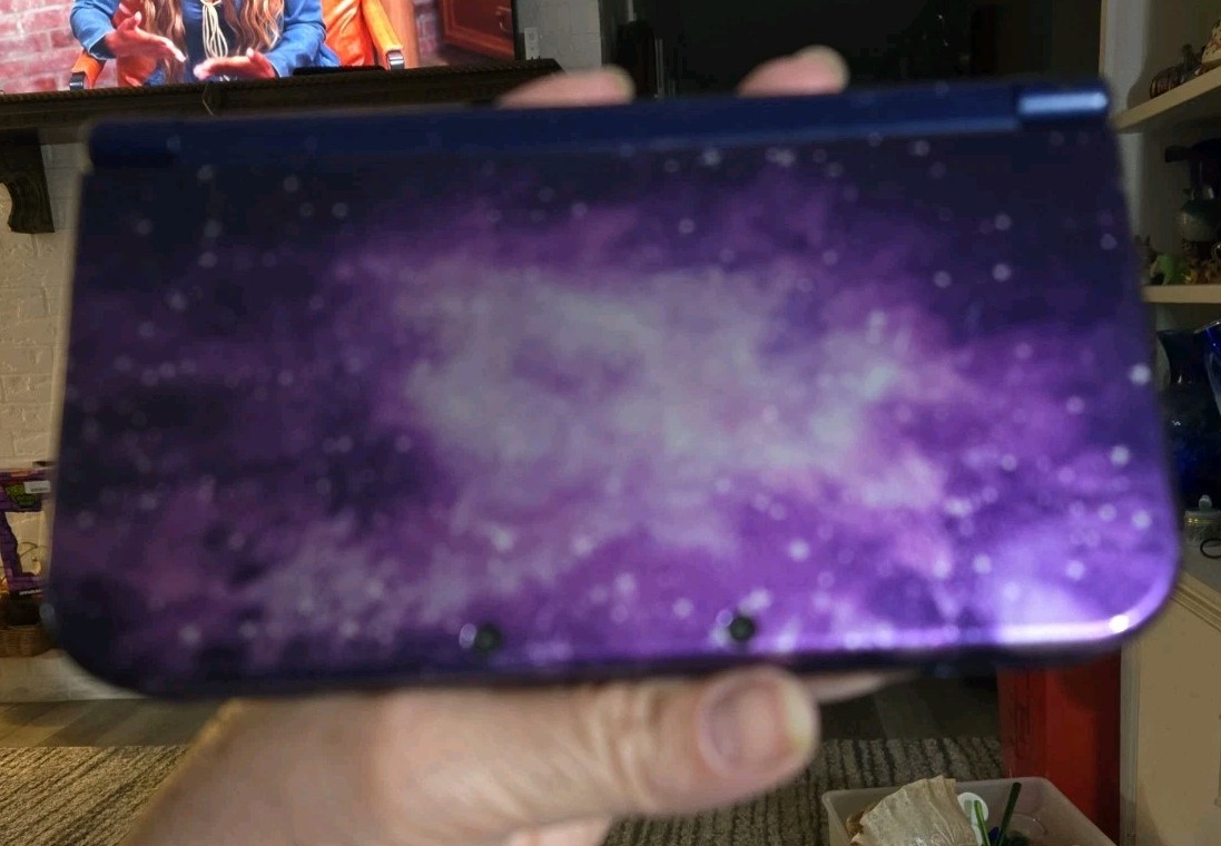 Nintendo 3DS XL Galaxy Edition Handheld System FOR PARTS OR REPAIR ONLY