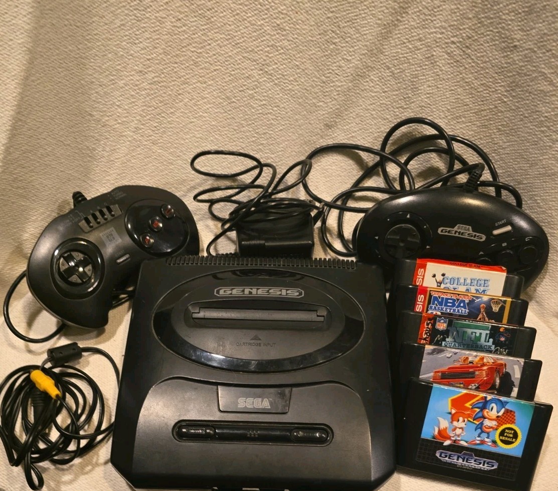 Sega Genesis VA4 MAJESCO Dist. Rare MK-1451 FULL Y CLEANED Refreshed!
