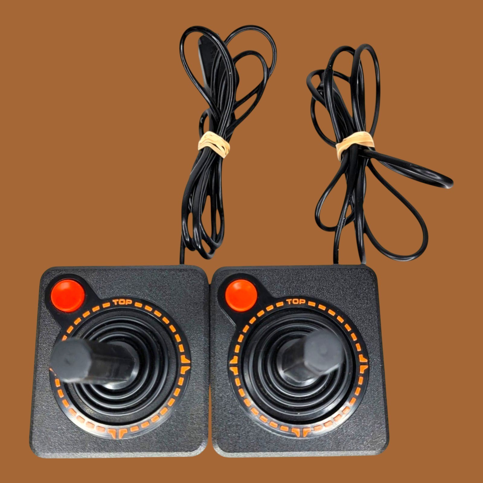 Atari 2600 VCS CX2600A 4 Switch Woodgrain Console Bundle Combat Game Paddles