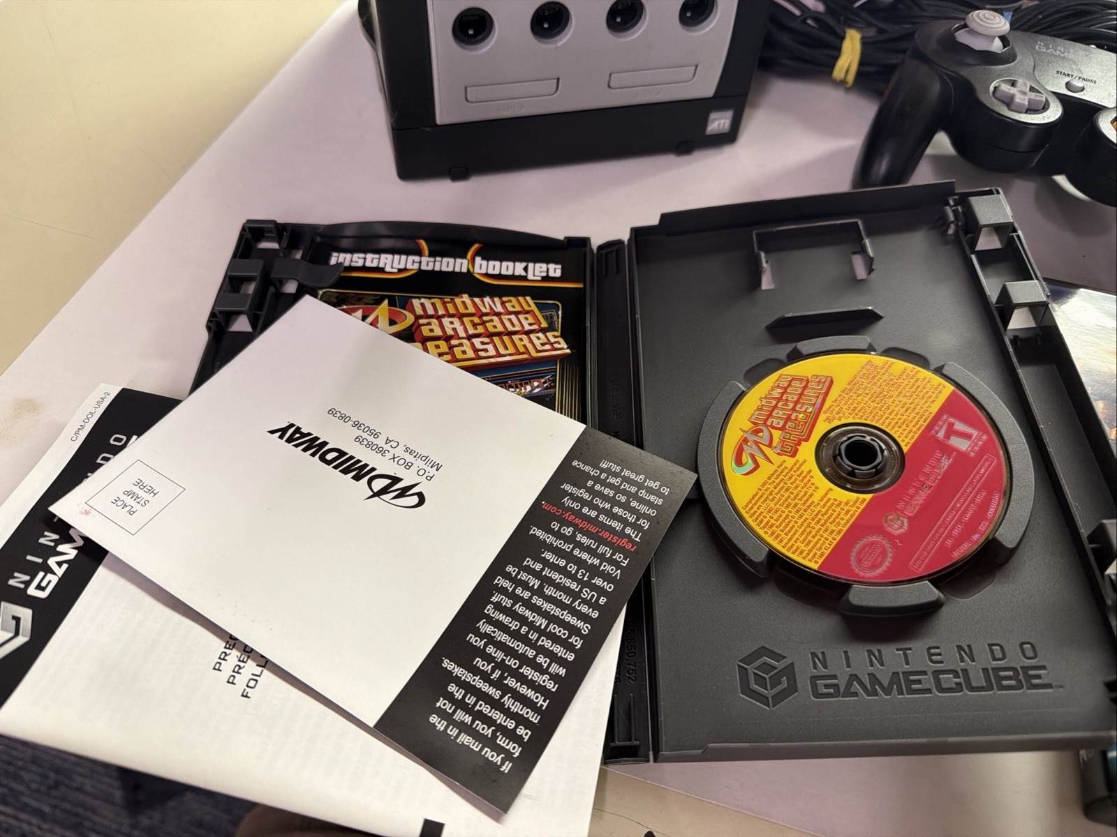 Radio Shack Nintendo GameCube Console System Platinum Gaming Bundle RARE!