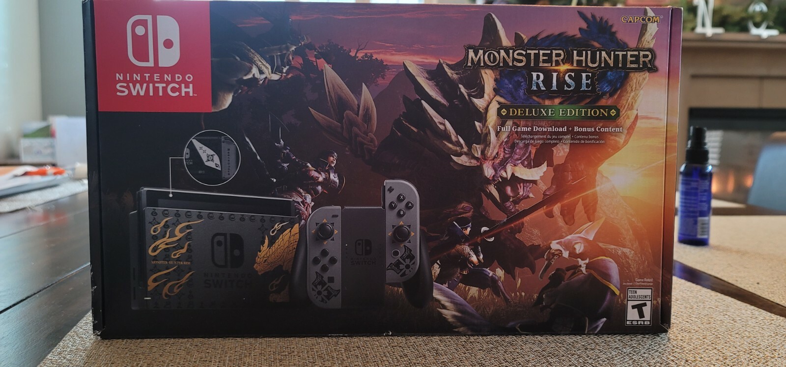 New Never used Nintendo Switch MONSTER HUNTER RISE Deluxe Edition – Gray/Gray
