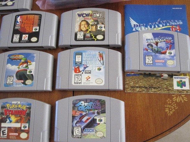 NINTENDO 64 BUNDLE 18 GAMES CONSOLE 4 CONTROLLERS MORE