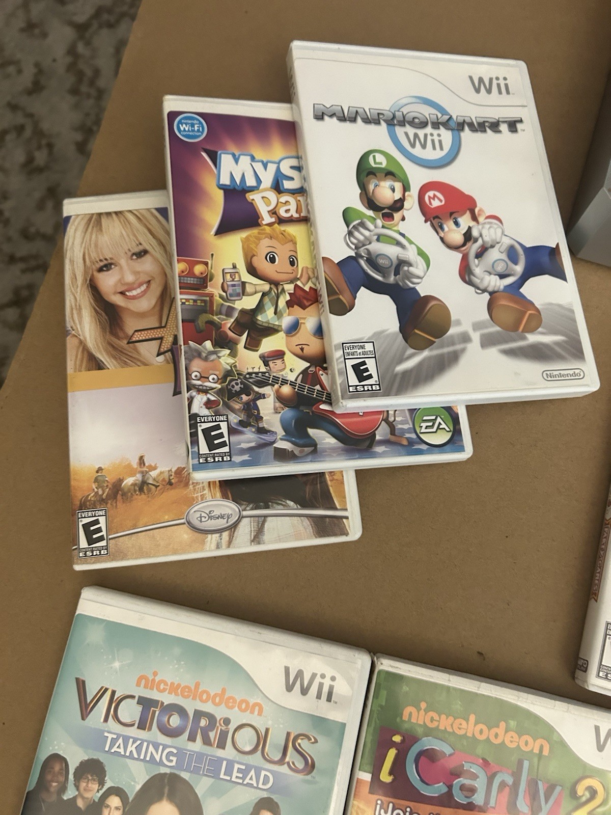Wii Console Bundle – 1 Console, 2 Wiimotes, Nunchucks, Games And Accessories