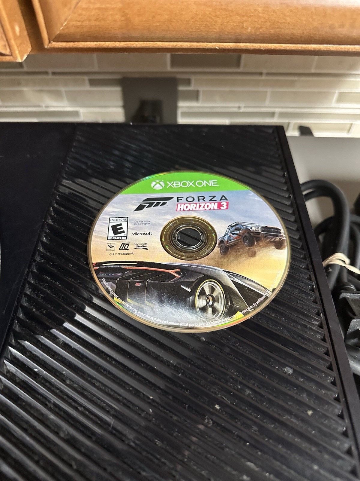 Microsoft Xbox One 1540 Console 500GB Power Cord & Controller *READ DESCRIPTION