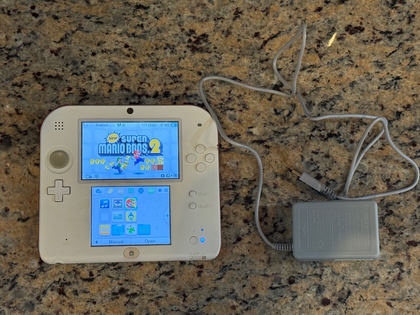 Nintendo 2DS Scarlet Red Console W/ Super Mario Bros. 2 Pre-installed *READ*