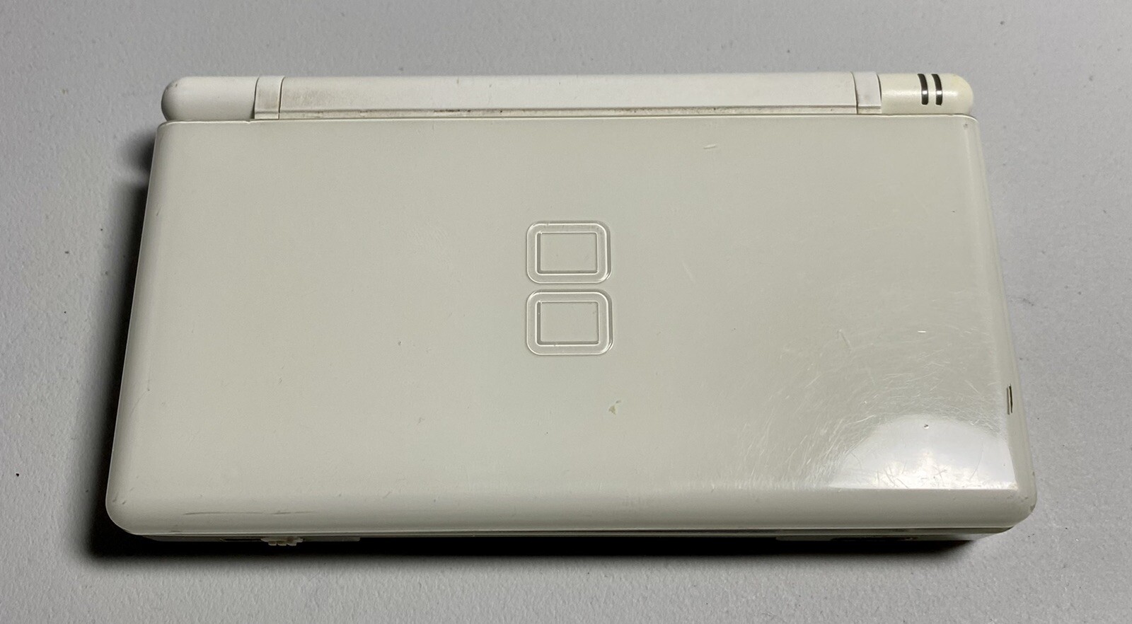 Nintendo DS Lite Handheld Console – Polar White complete In box